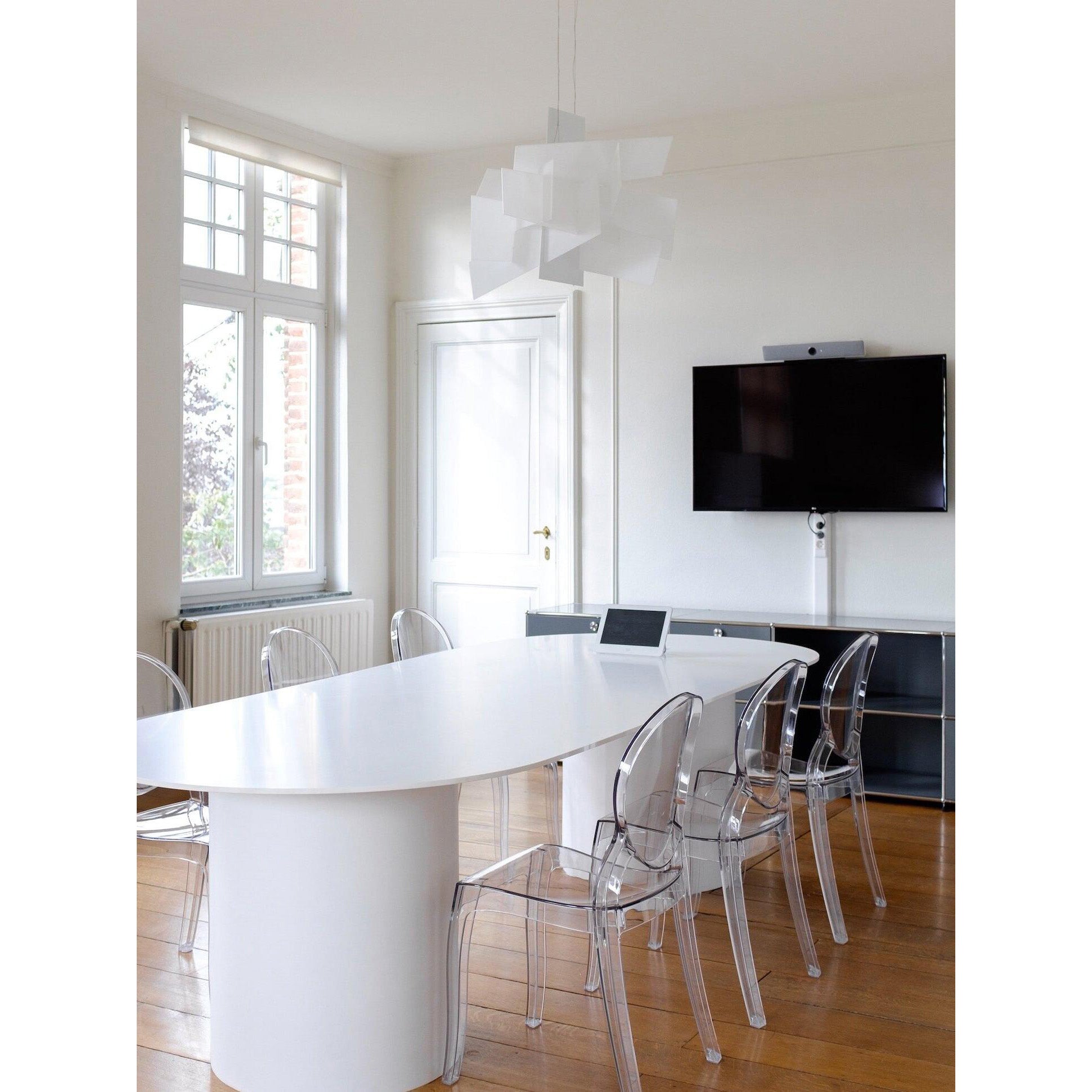 Vaelor Chandelier