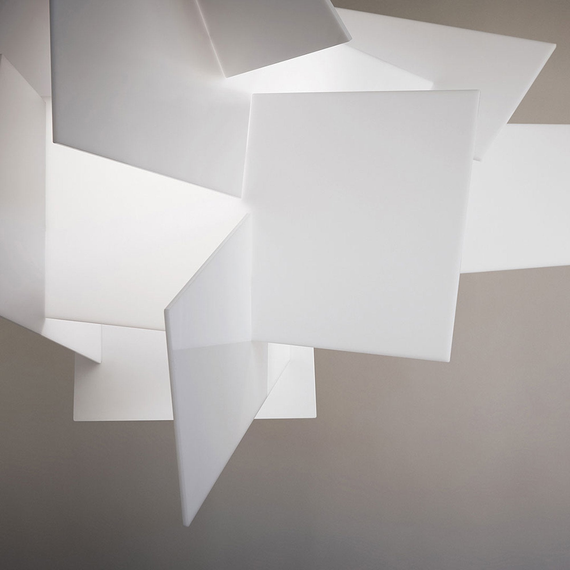 Vaelor Chandelier