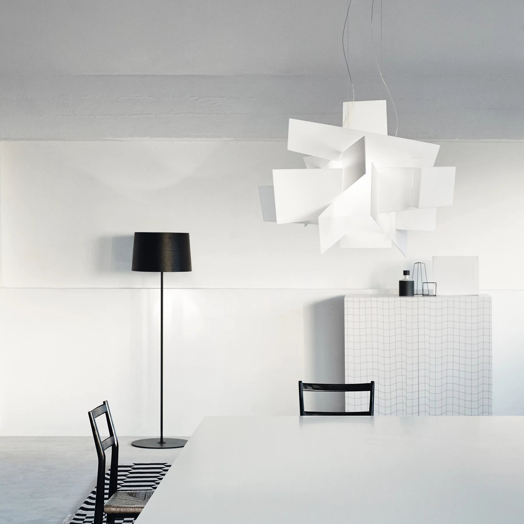 Vaelor Chandelier