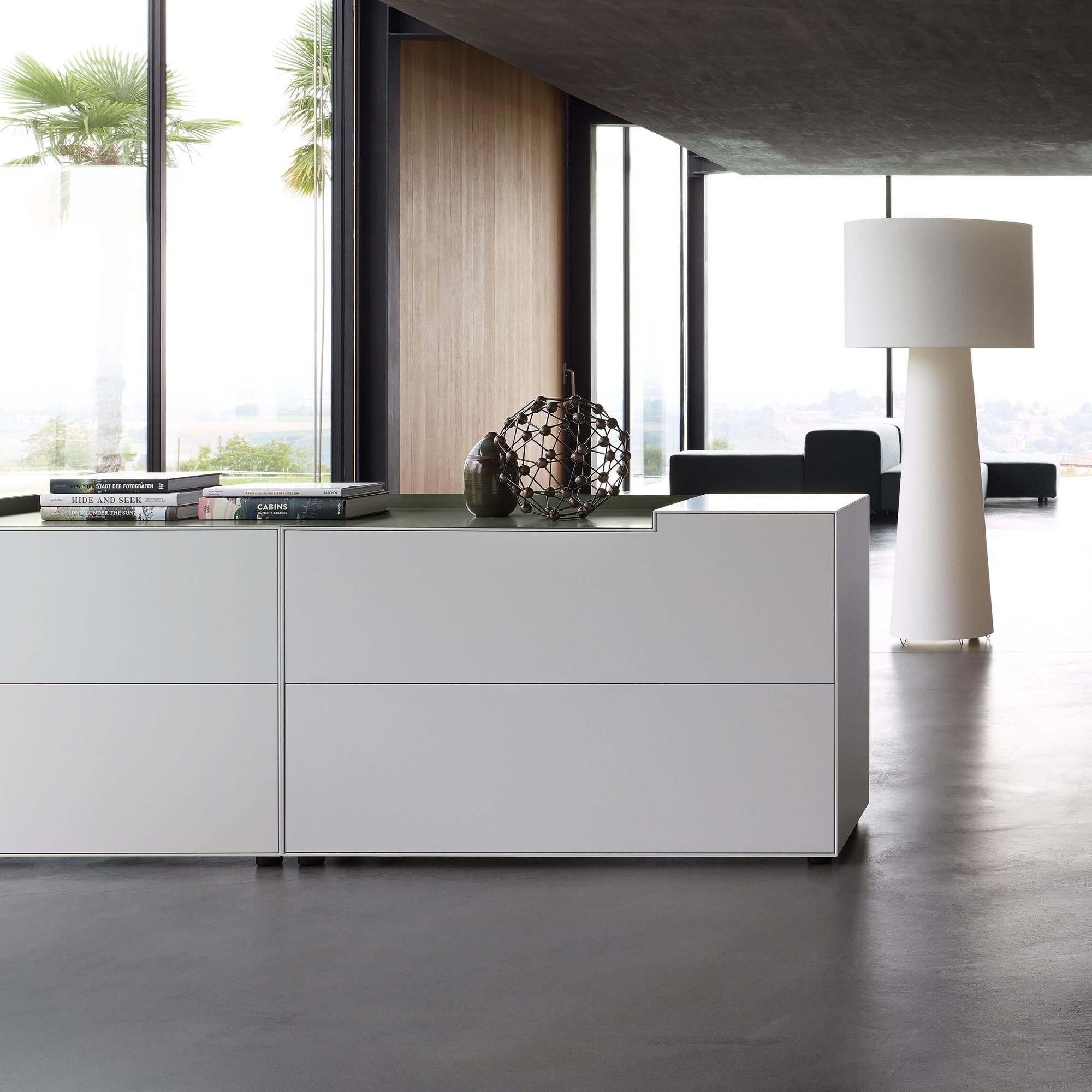Sylva Floor Light