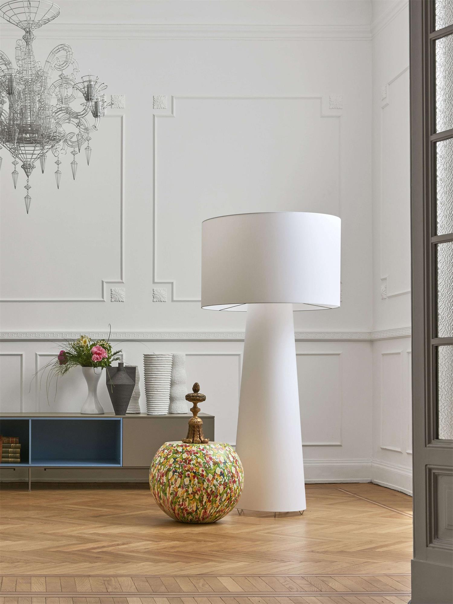Sylva Floor Light