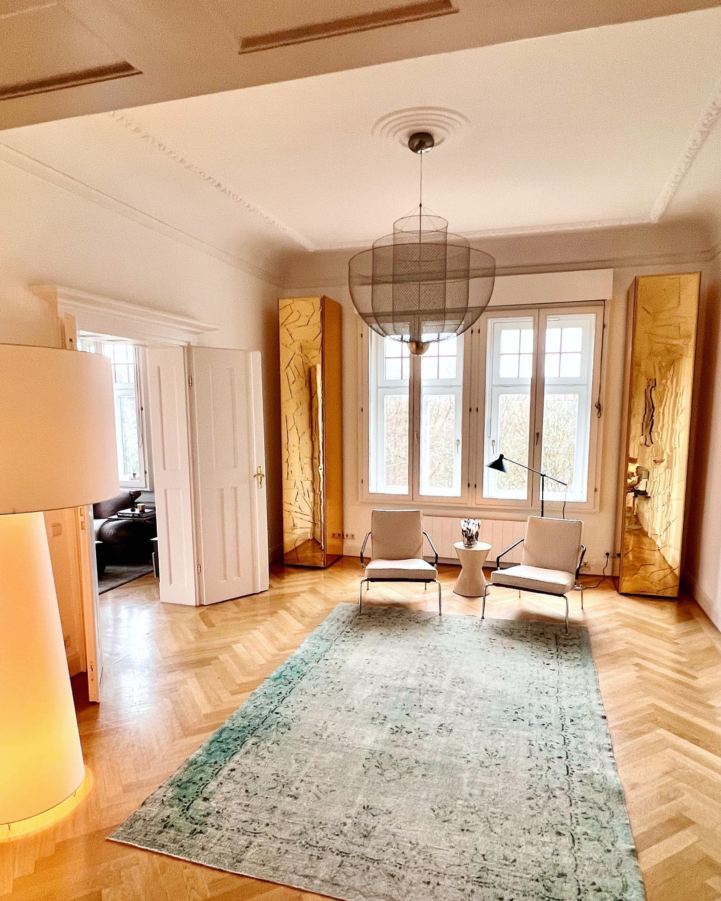Sylva Floor Light