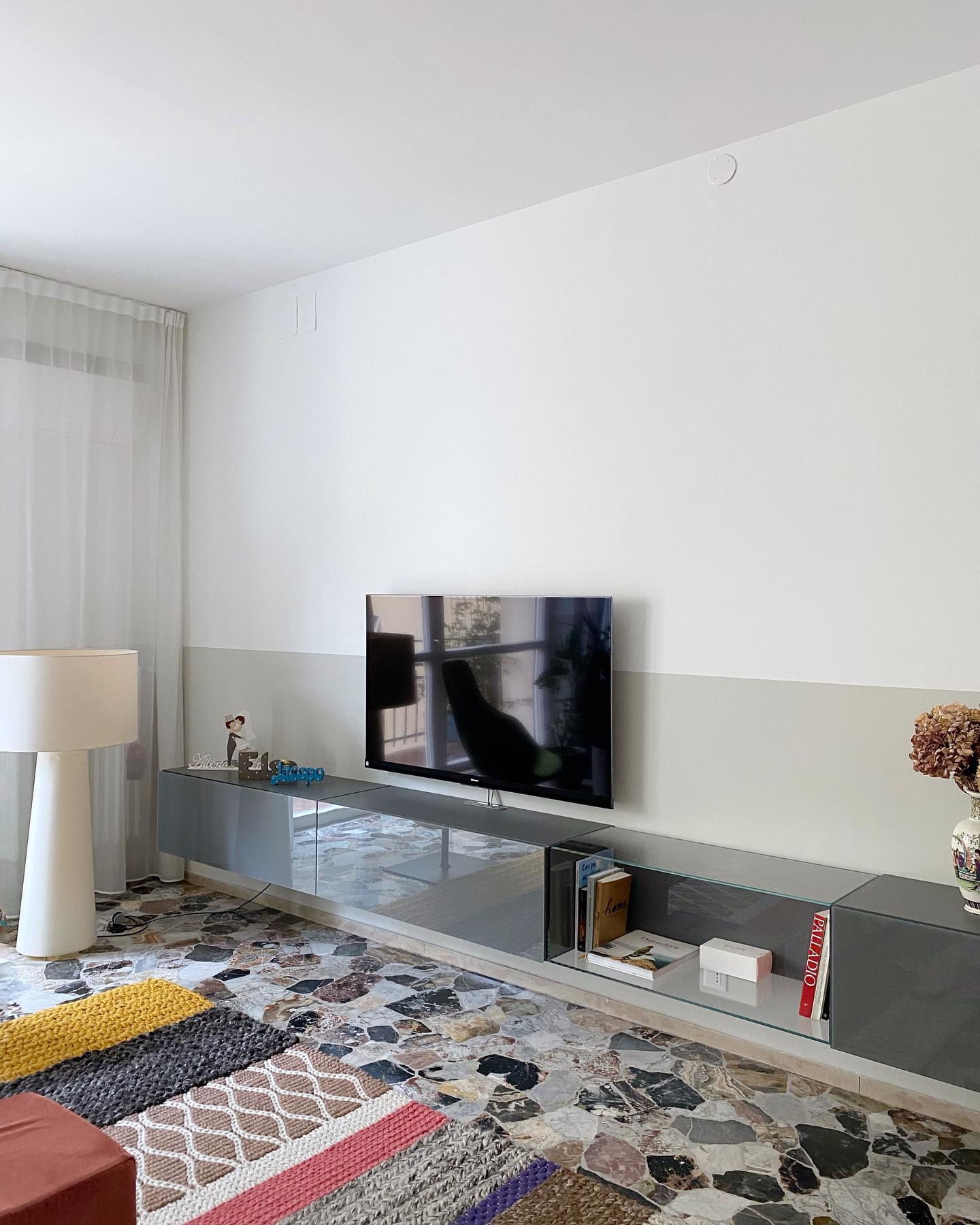 Sylva Floor Light