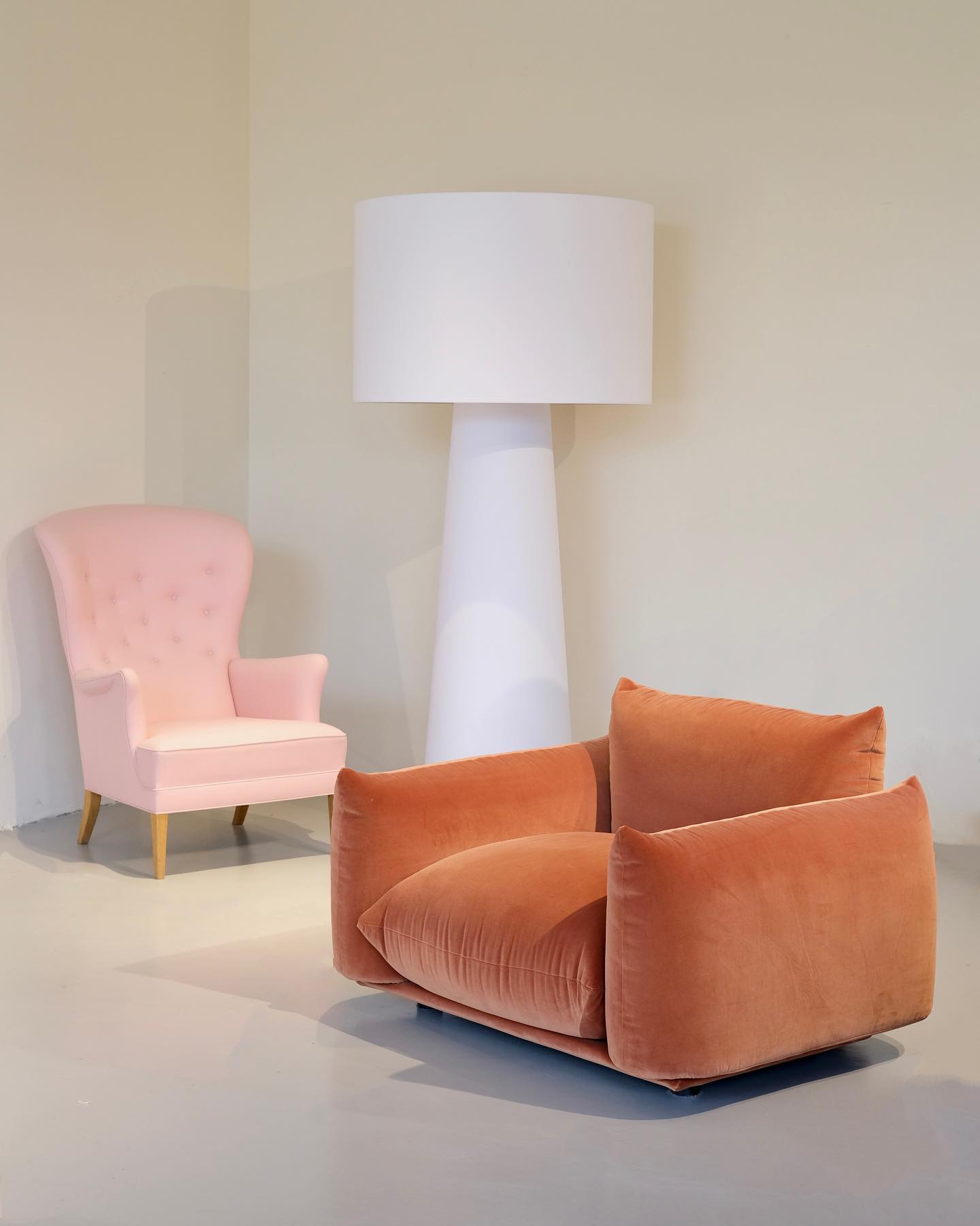 Sylva Floor Light