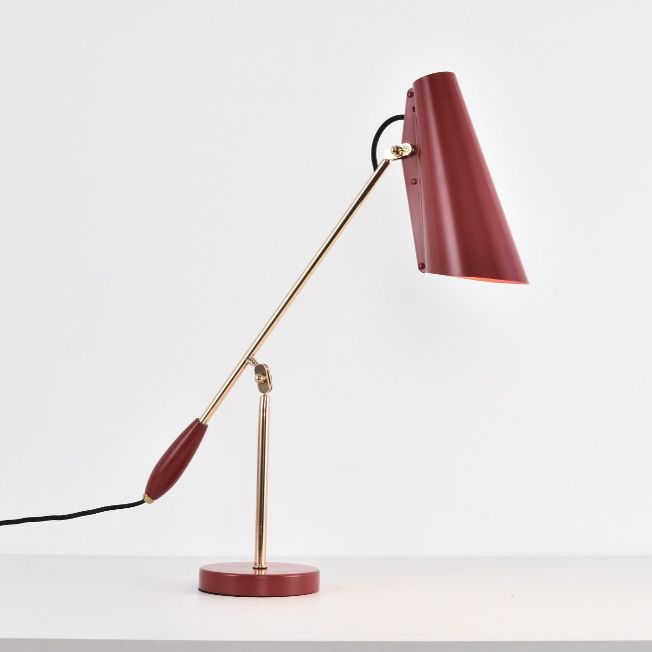Orbix Steel Mid-Century Table Lamp-Neutral Decor