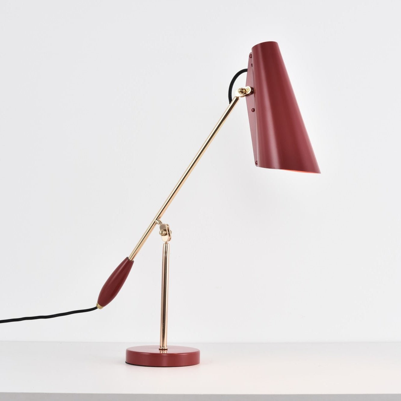 Orbix Steel Mid-Century Table Lamp-Neutral Decor