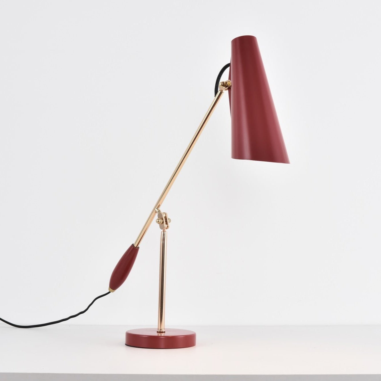 Orbix Steel Mid-Century Table Lamp-Neutral Decor