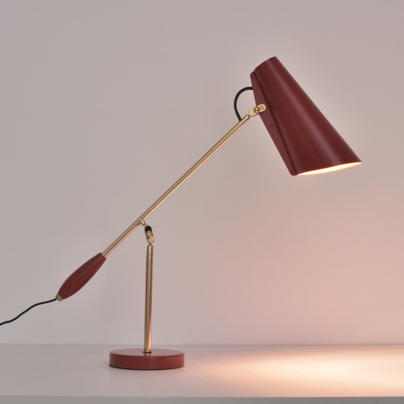 Orbix Steel Mid-Century Table Lamp-Neutral Decor