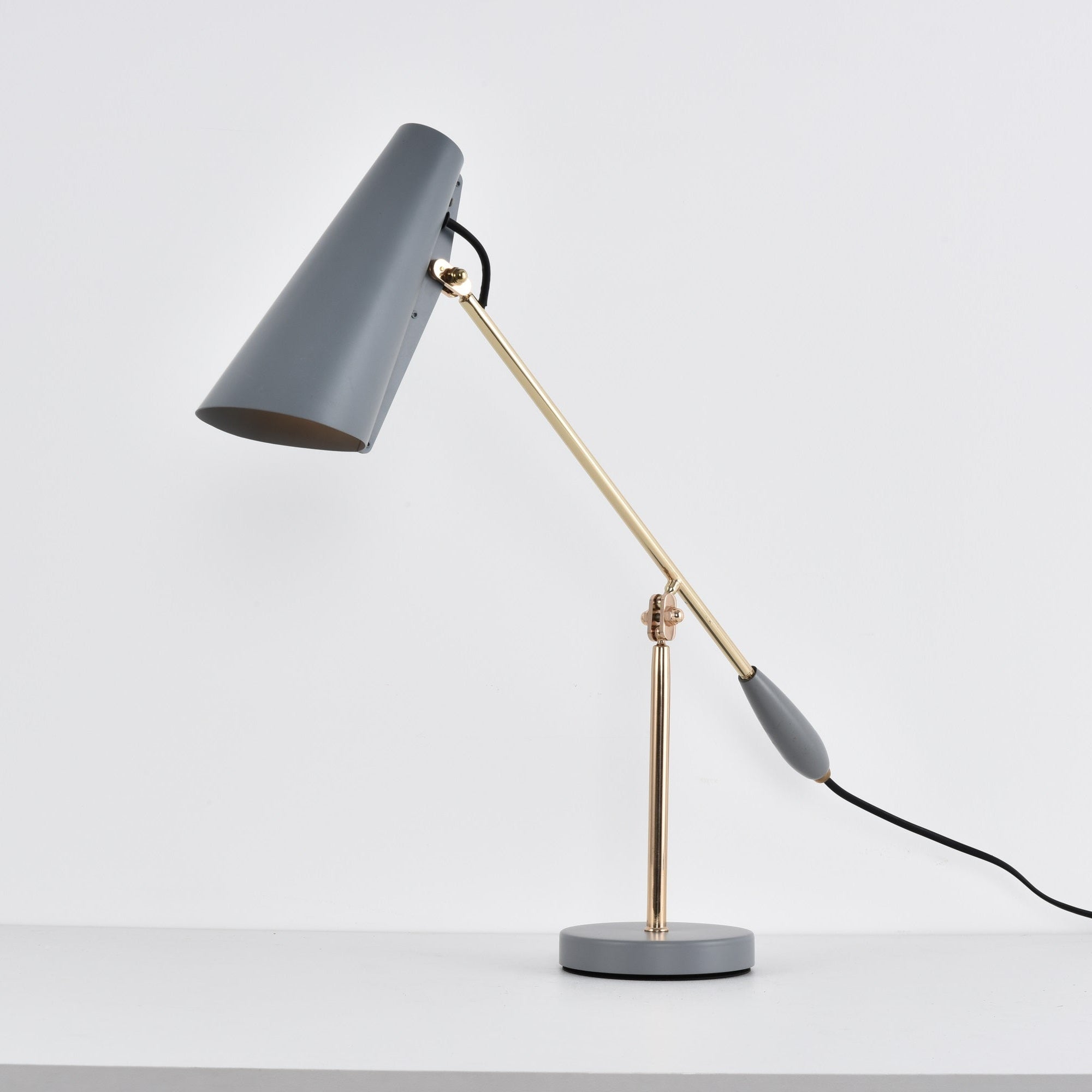 Orbix Steel Mid-Century Table Lamp-Neutral Decor