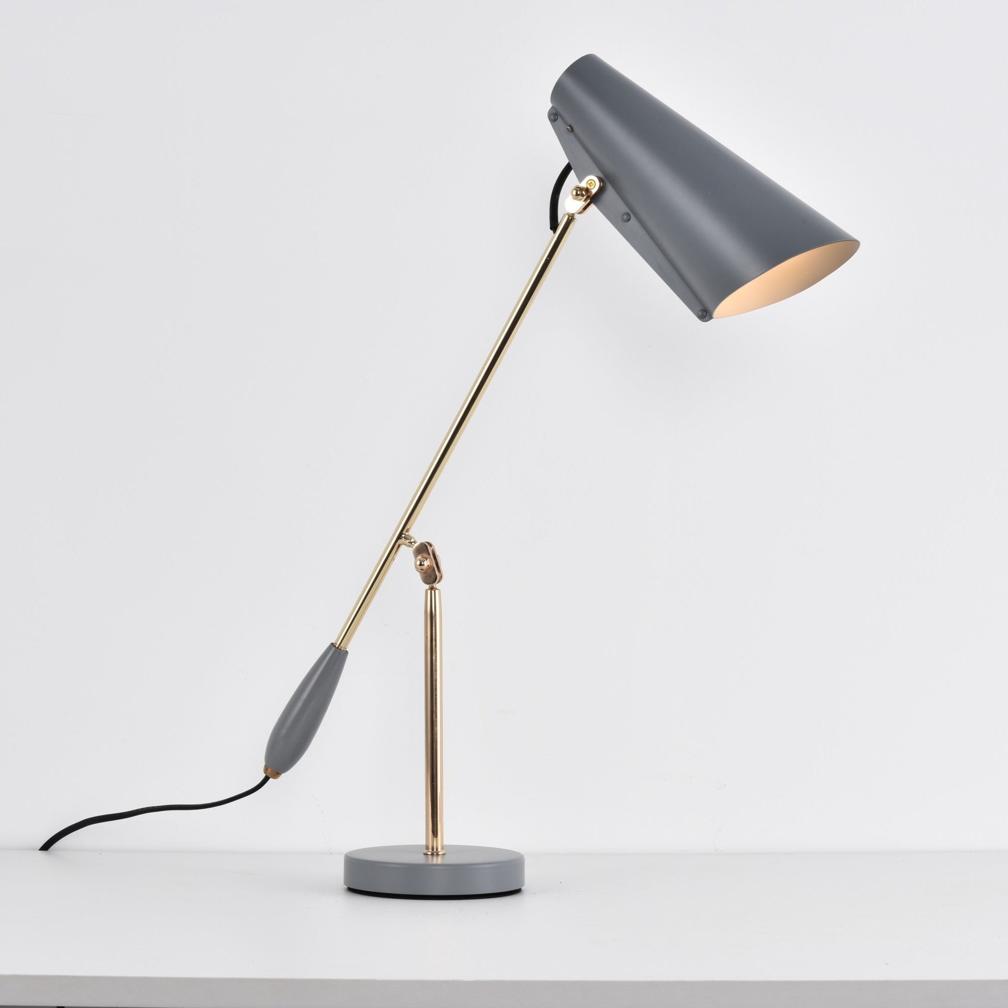 Orbix Steel Mid-Century Table Lamp-Neutral Decor