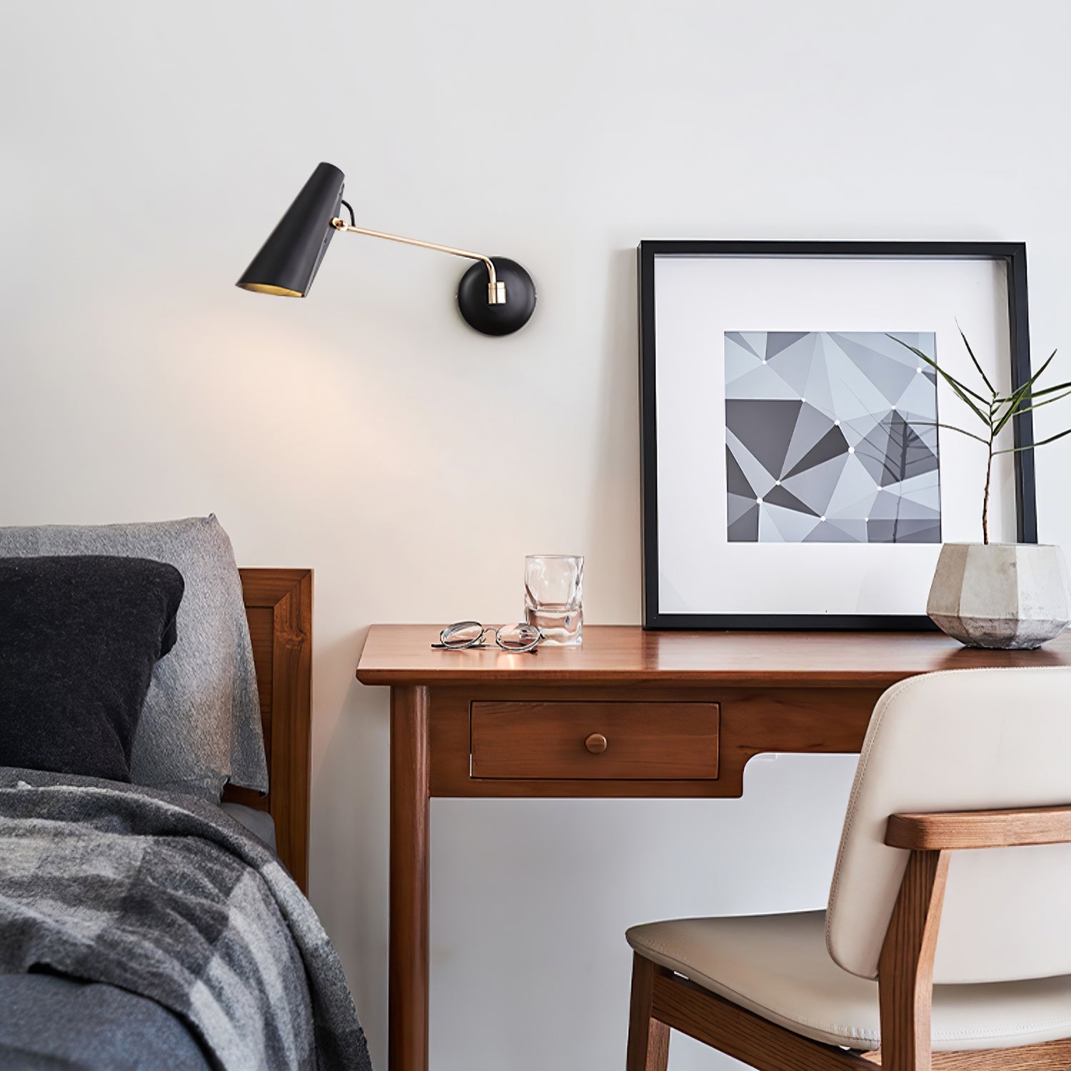 Cedoria Modern Minimalist Birdy Wall Lamp-Neutral Decor