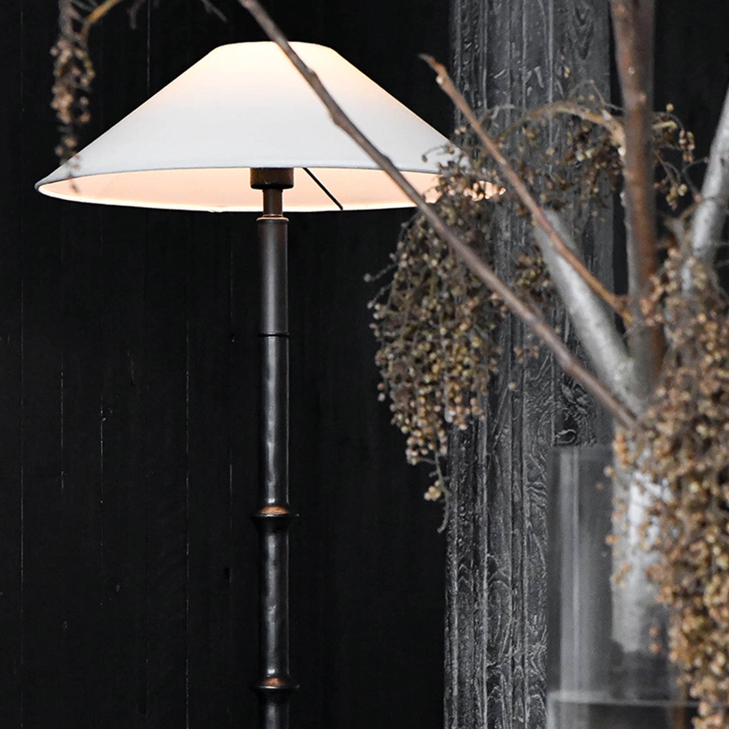 Leander Floor Lamp