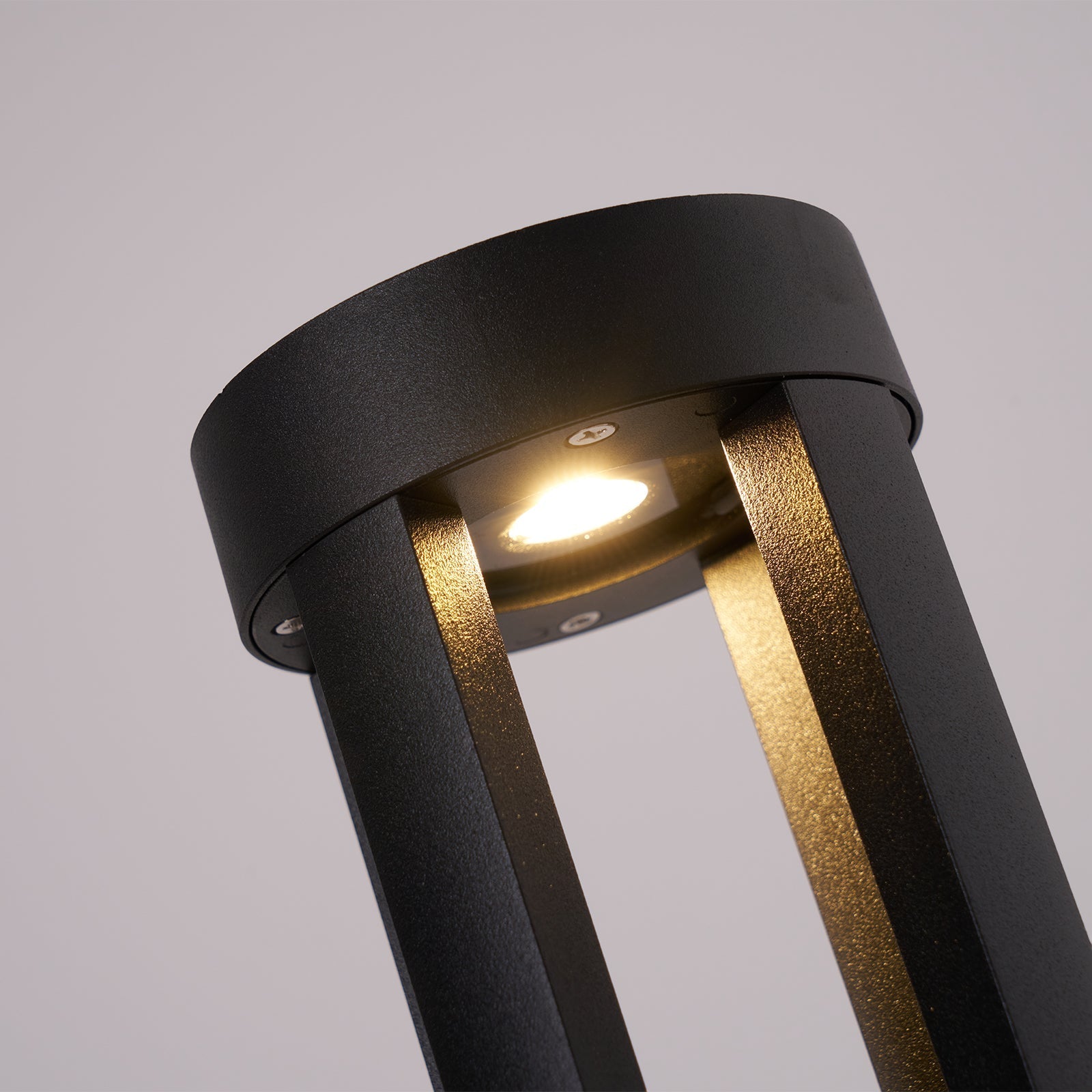 Tavi Outdoor Light Black Cylindrical Garden-Neutral Decor