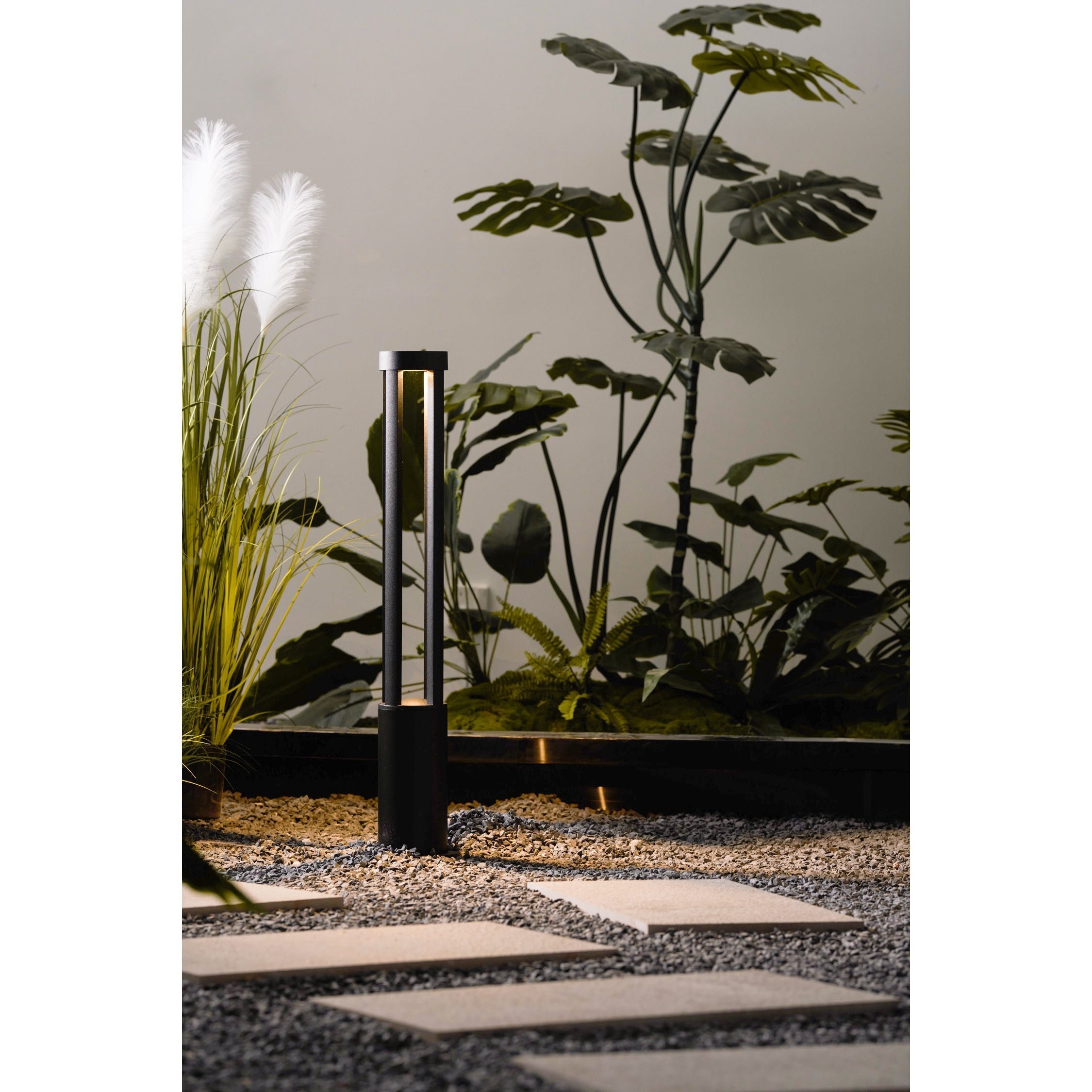 Silas Outdoor Light