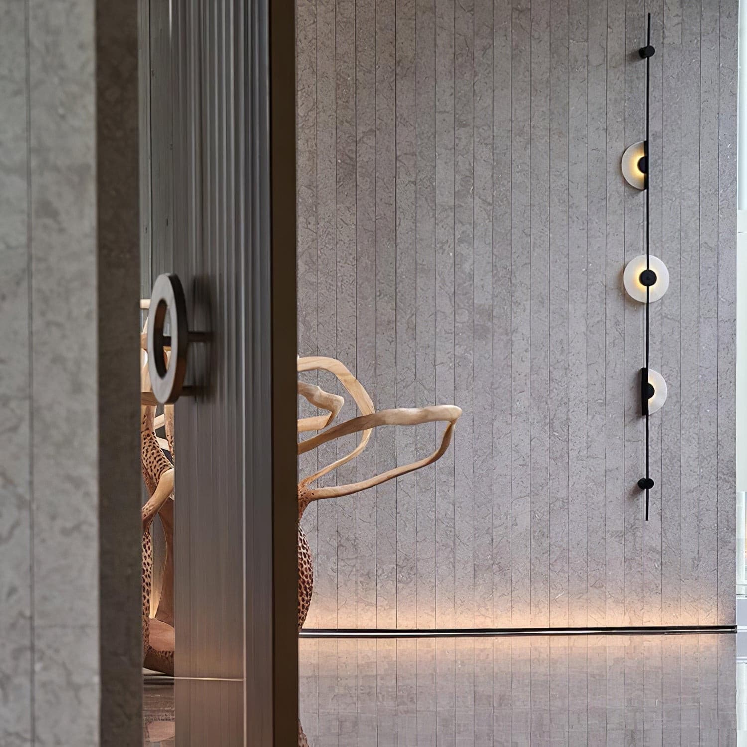 Slender Wall Lamp Alabaster Modern Minimalist