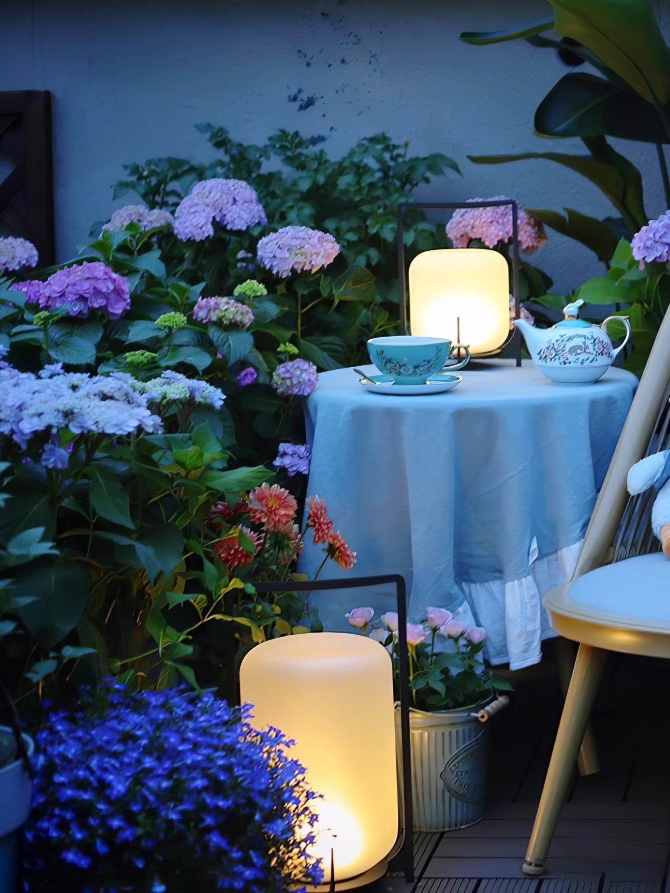 Adeline Minimalist Plastic Outdoor Light-Neutral Decor
