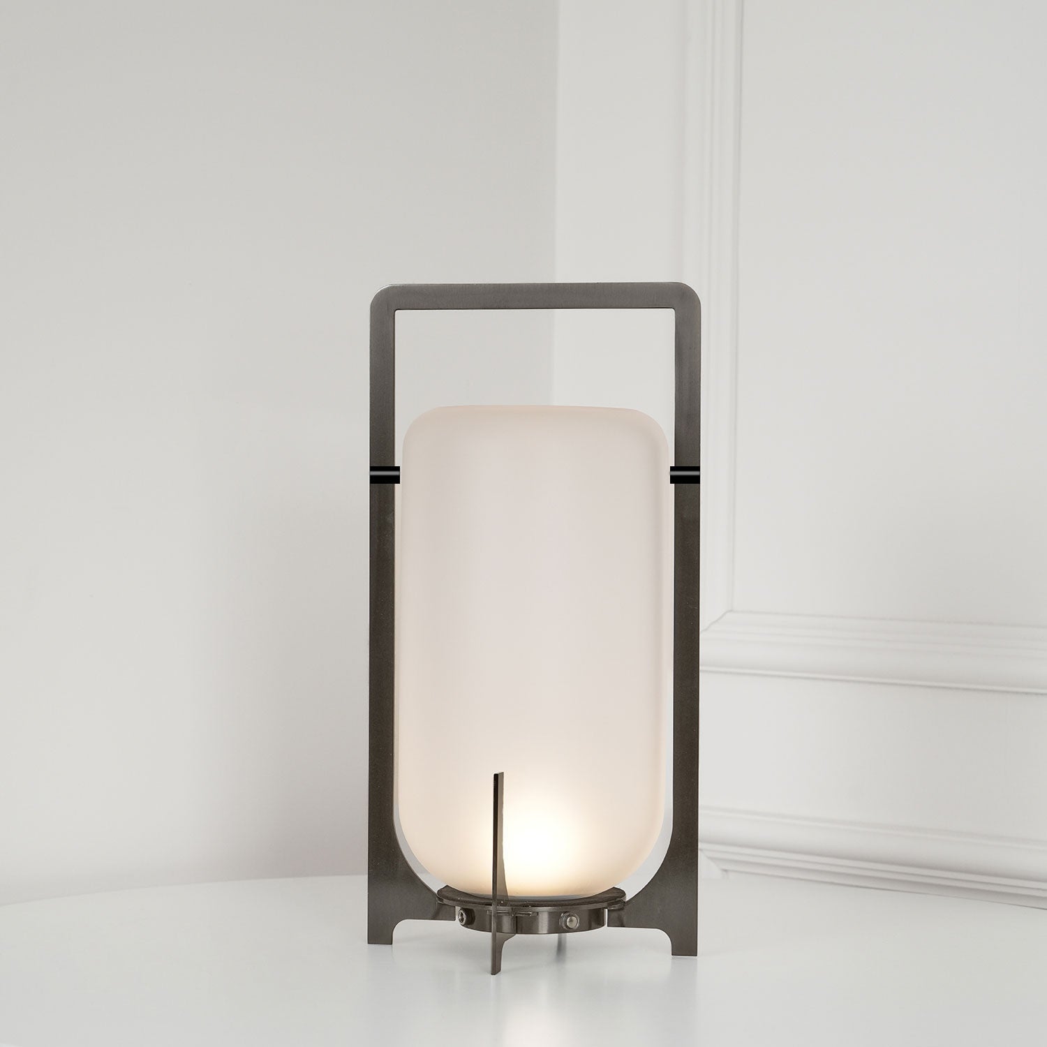 Isvyn Steel Plastic Minimalist Table Lamp-Neutral Decor
