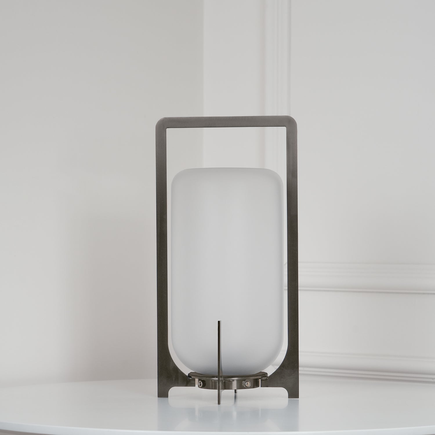 Isvyn Steel Plastic Minimalist Table Lamp-Neutral Decor