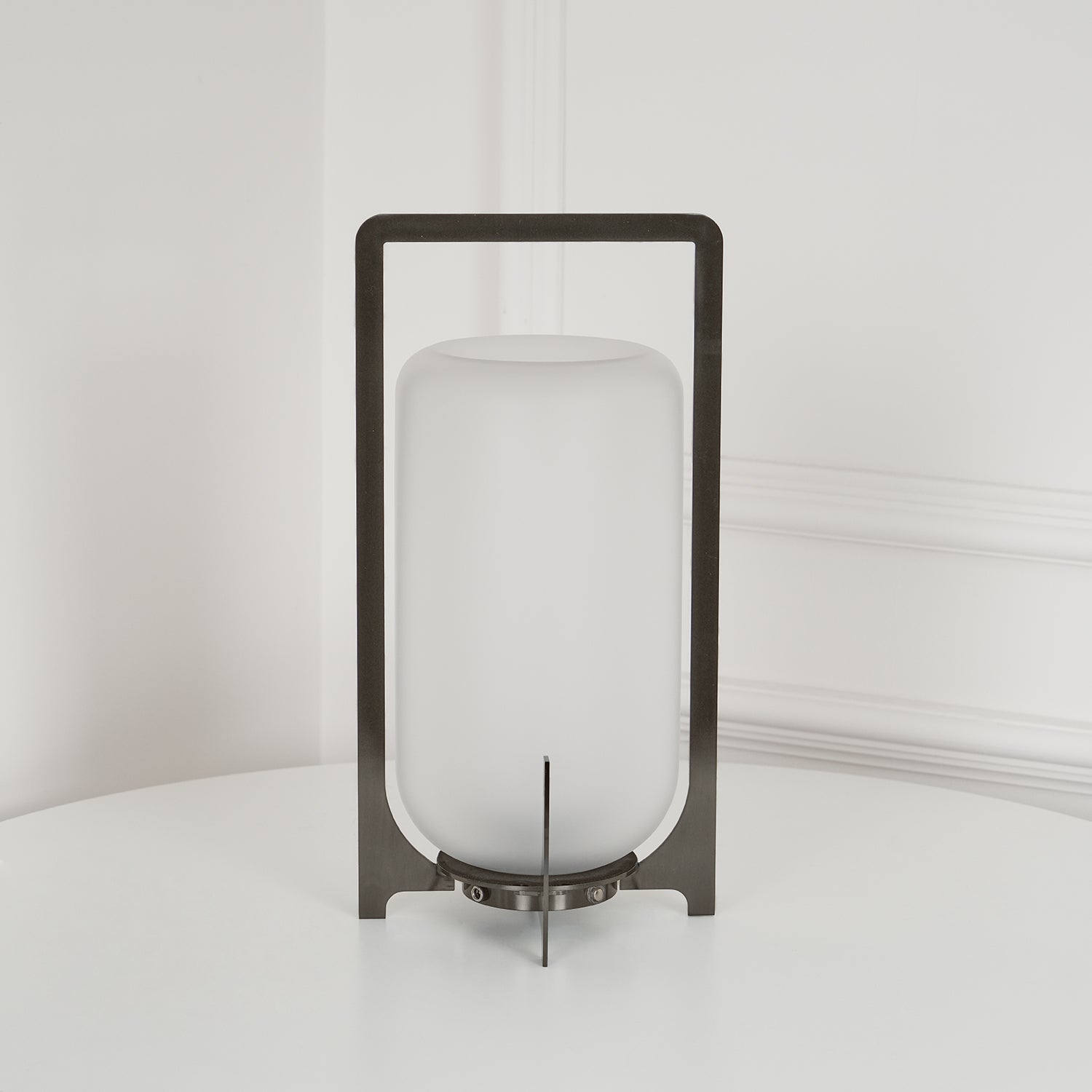 Isvyn Steel Plastic Minimalist Table Lamp-Neutral Decor