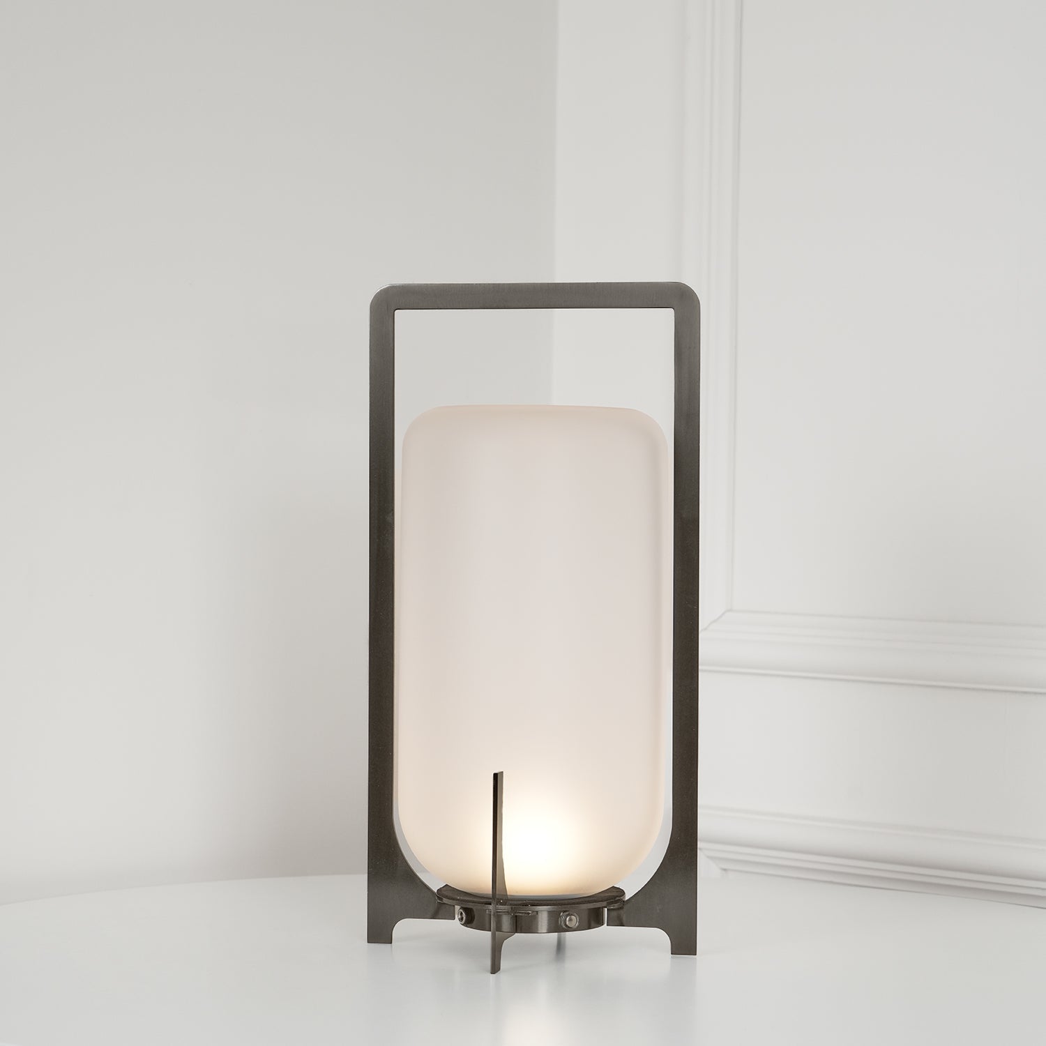 Isvyn Steel Plastic Minimalist Table Lamp-Neutral Decor
