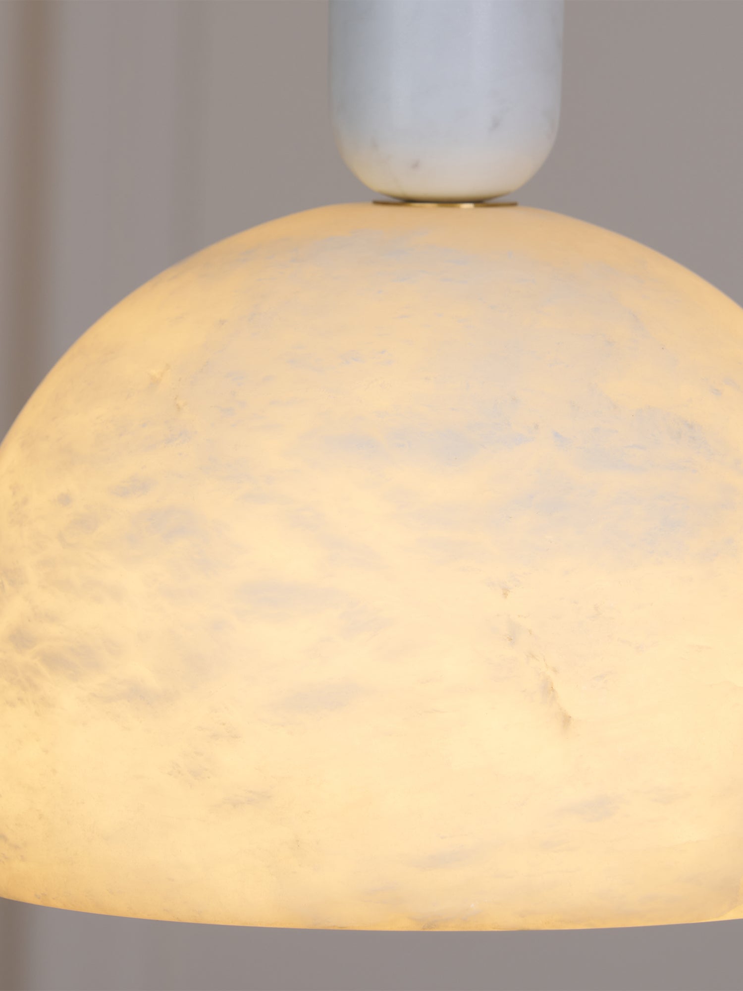 Leda Minimalist Alabaster Pendant Light-Neutral Decor