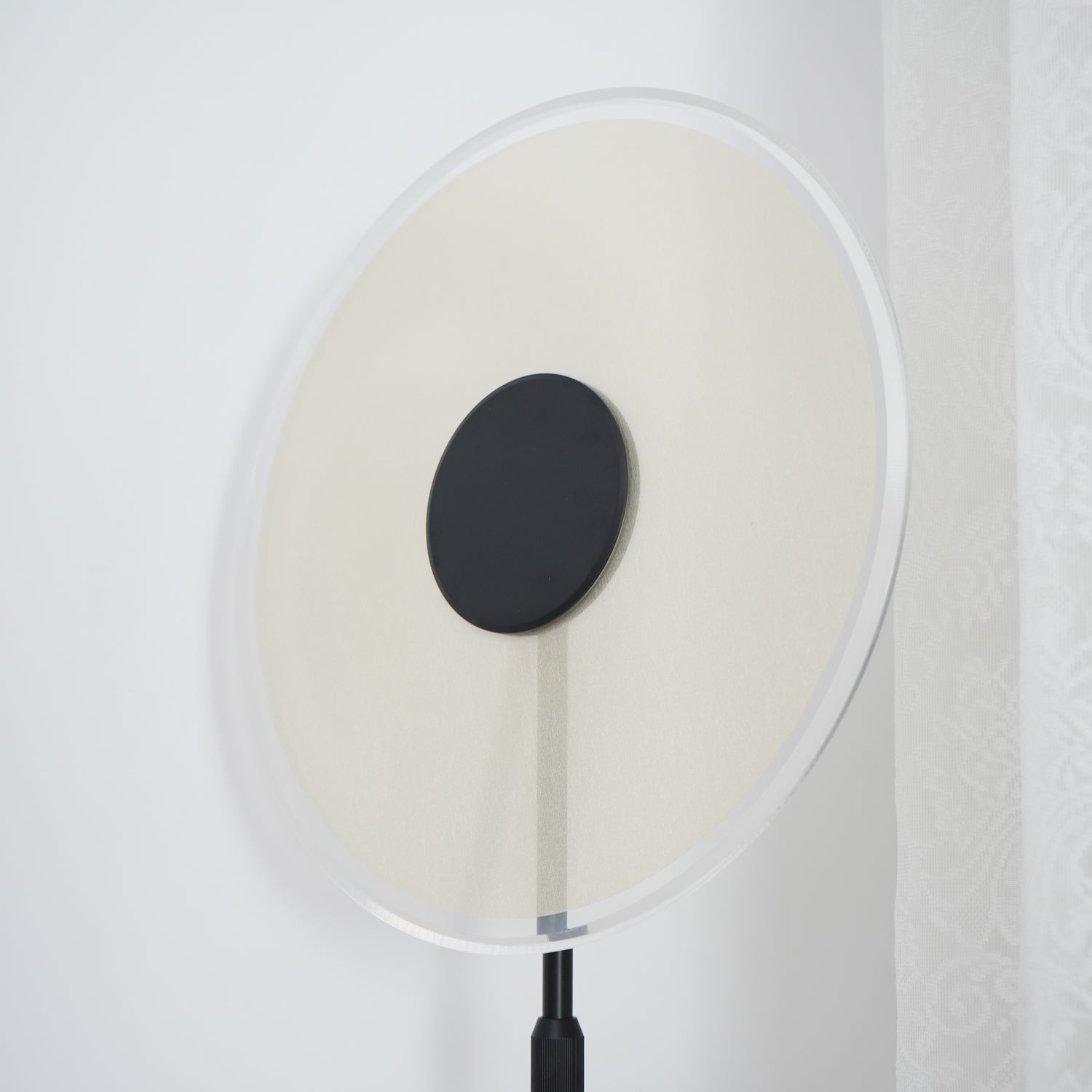 Abir Minimalist Floor Lamp-Neutral Decor