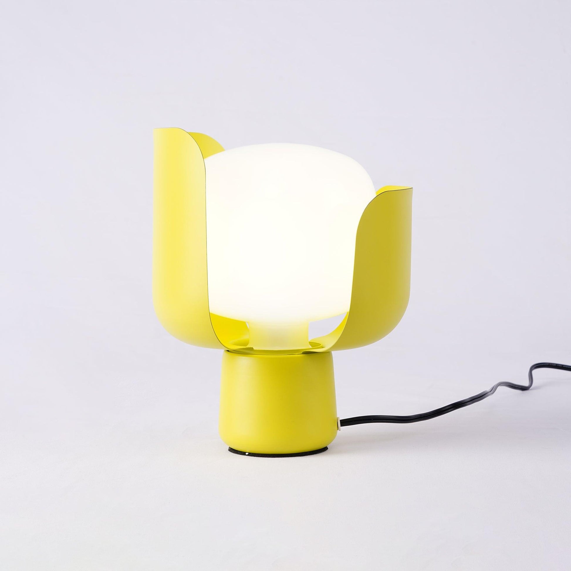 Zuri Plastic Minimalist Table Lamp-Neutral Decor