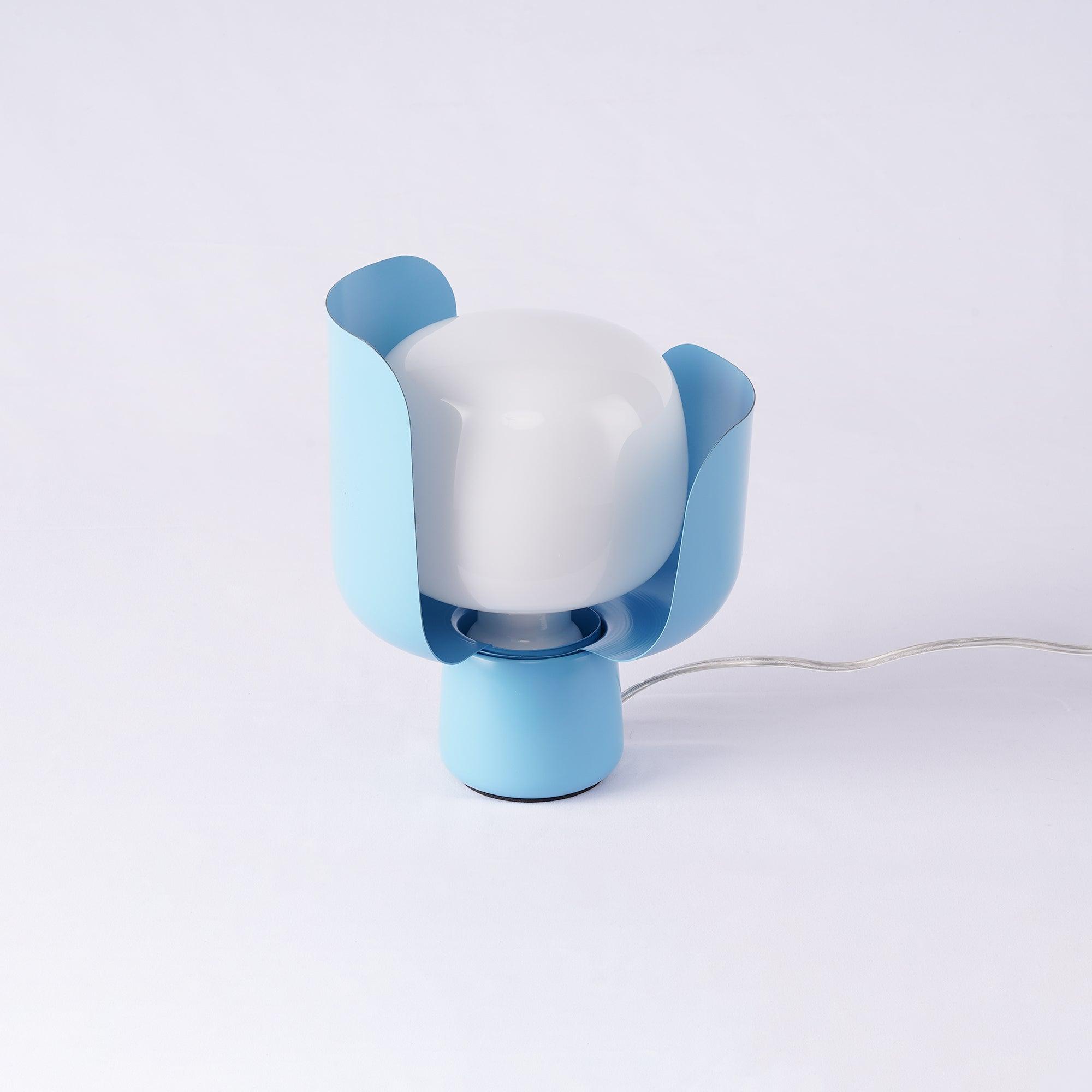 Zuri Plastic Minimalist Table Lamp-Neutral Decor