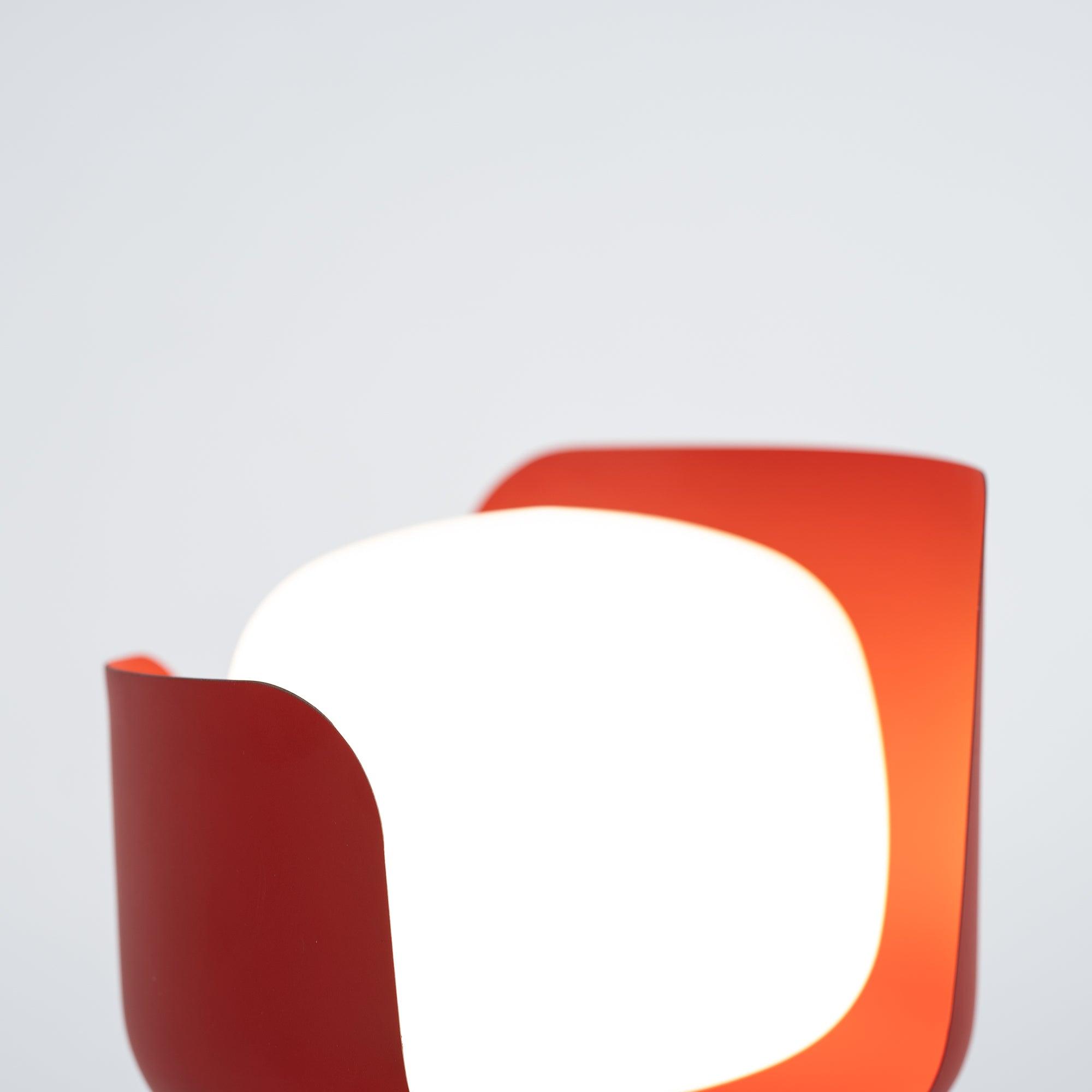 Zuri Plastic Minimalist Table Lamp-Neutral Decor