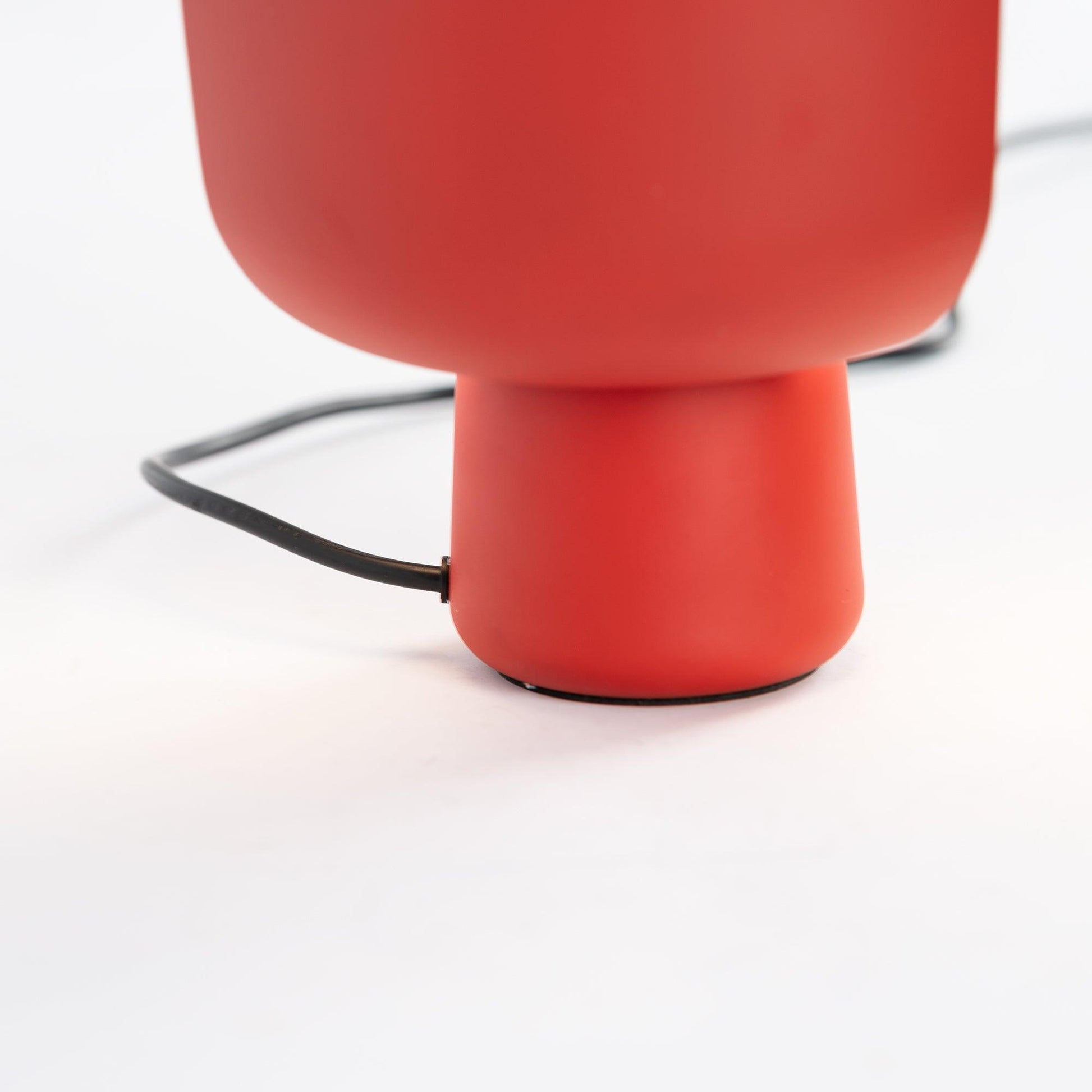 Zuri Plastic Minimalist Table Lamp-Neutral Decor