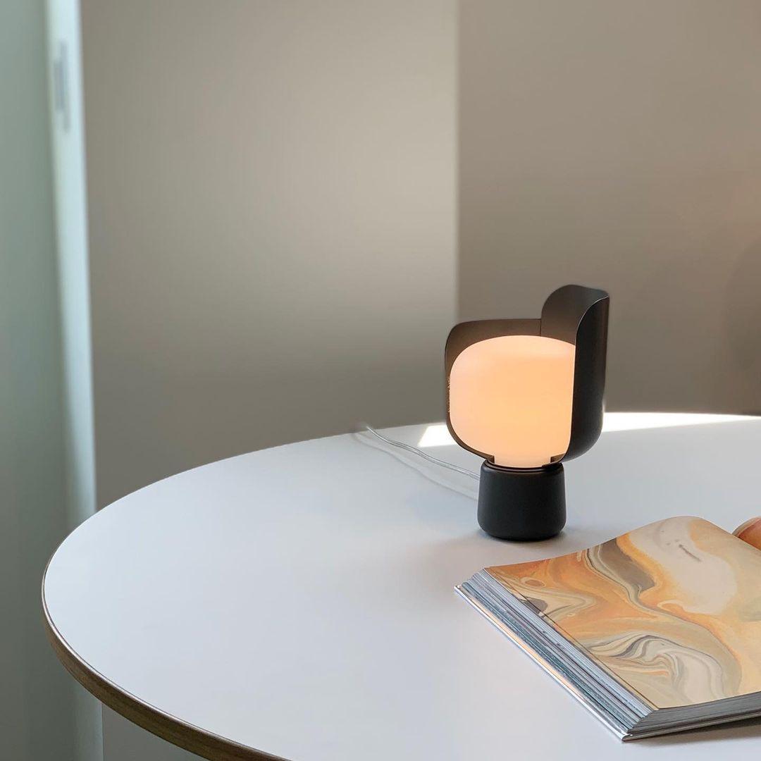 Zuri Plastic Minimalist Table Lamp-Neutral Decor