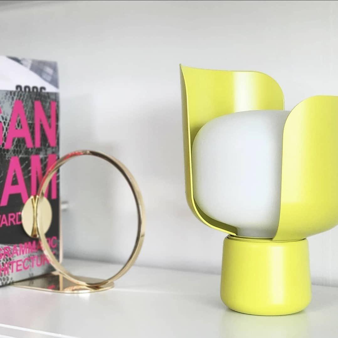 Zuri Plastic Minimalist Table Lamp-Neutral Decor