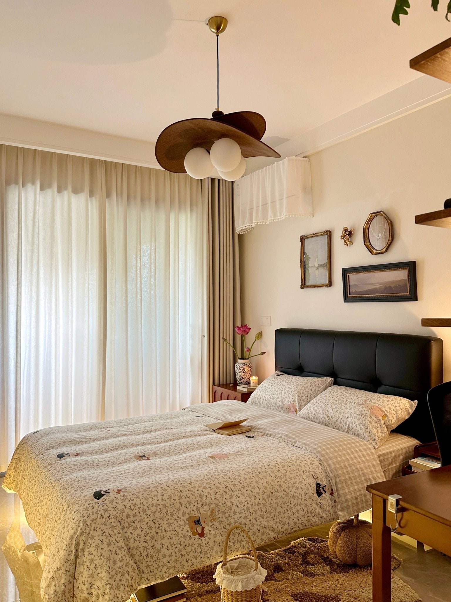 Flintis Petals Chandelier-Neutral Decor