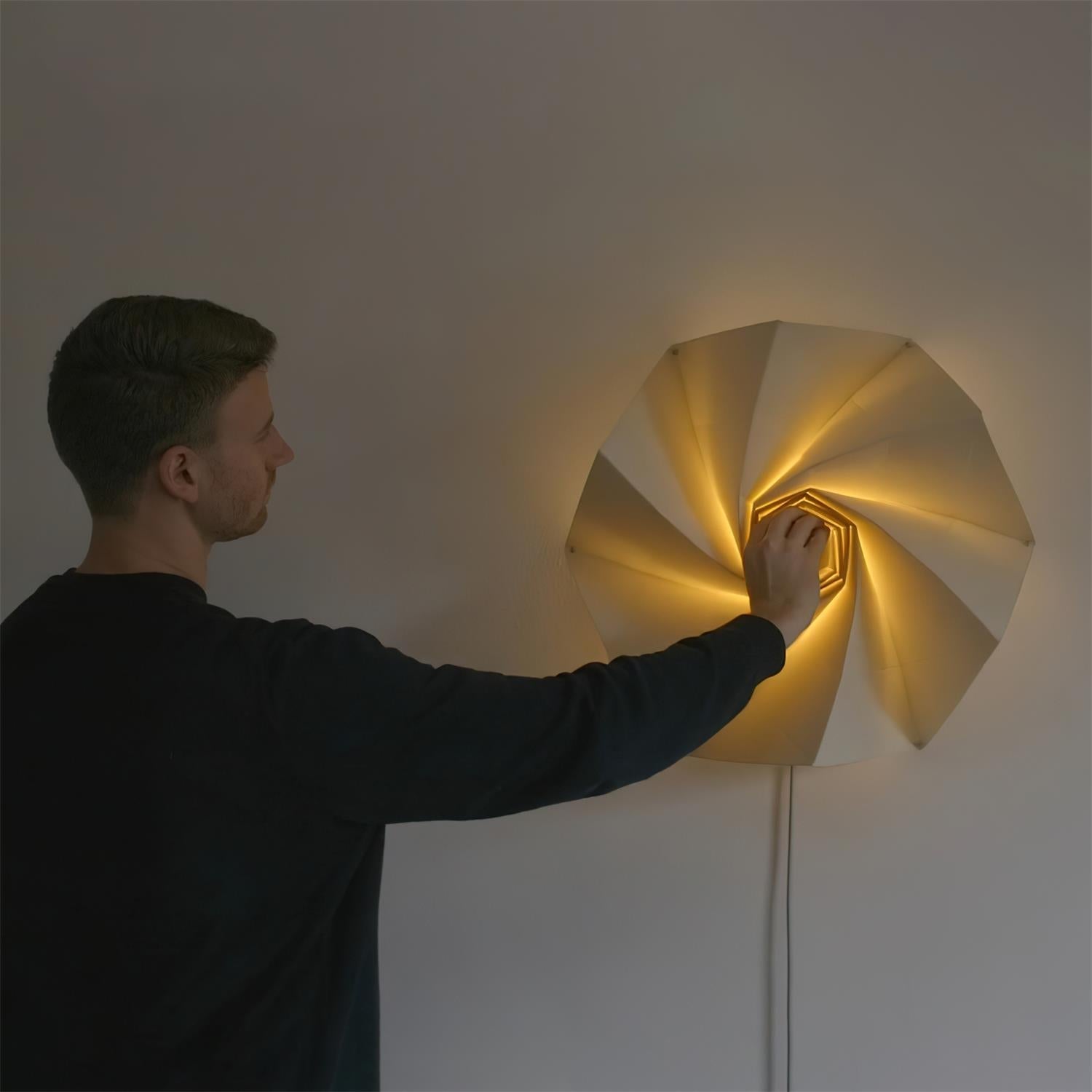 Virelle Wall Lamp