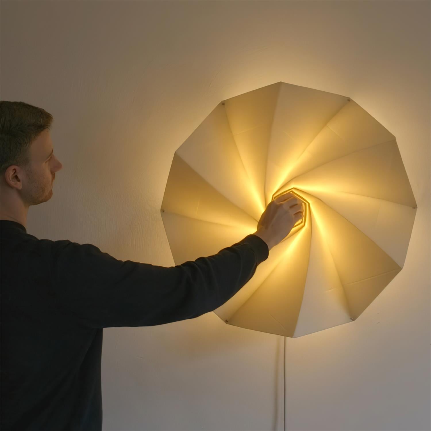Virelle Wall Lamp