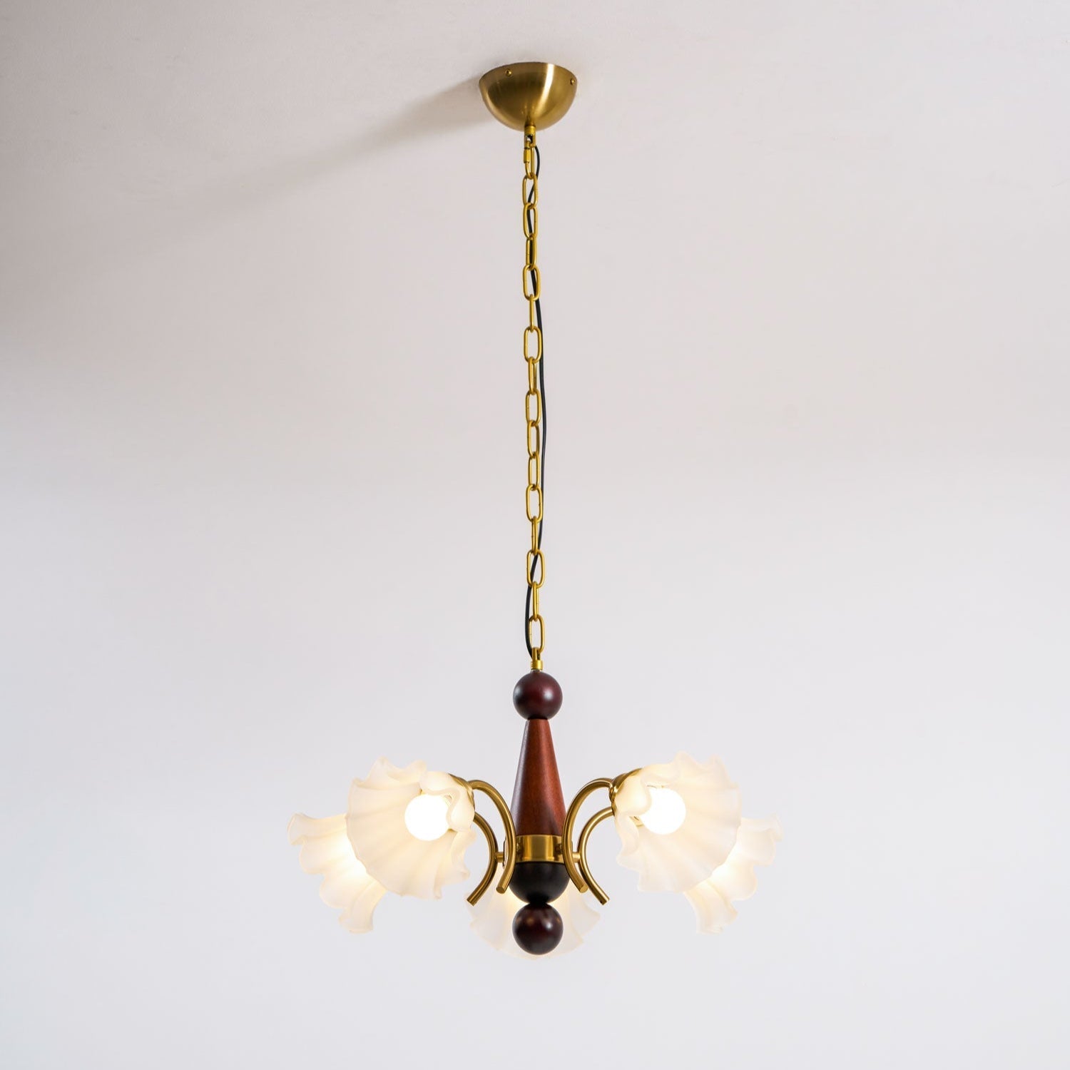 Ilvinan Traditional Elegance Wood Glass Chandelier-Neutral Decor