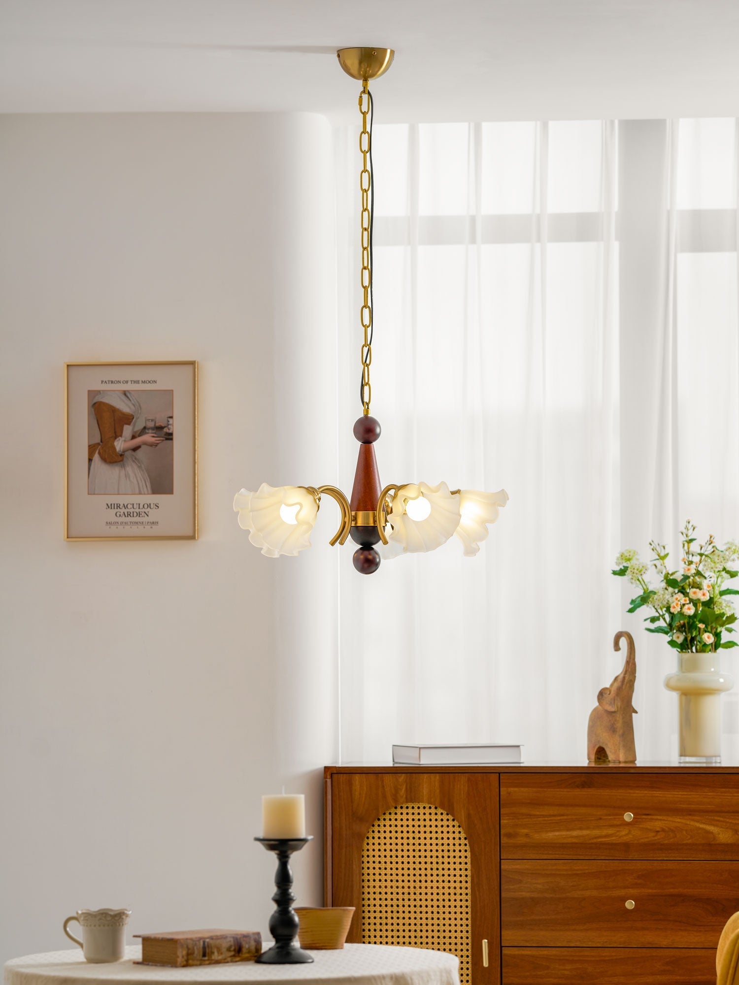 Ilvinan Traditional Elegance Wood Glass Chandelier-Neutral Decor