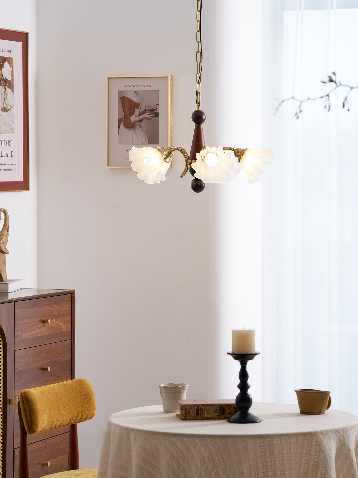Ilvinan Traditional Elegance Wood Glass Chandelier-Neutral Decor