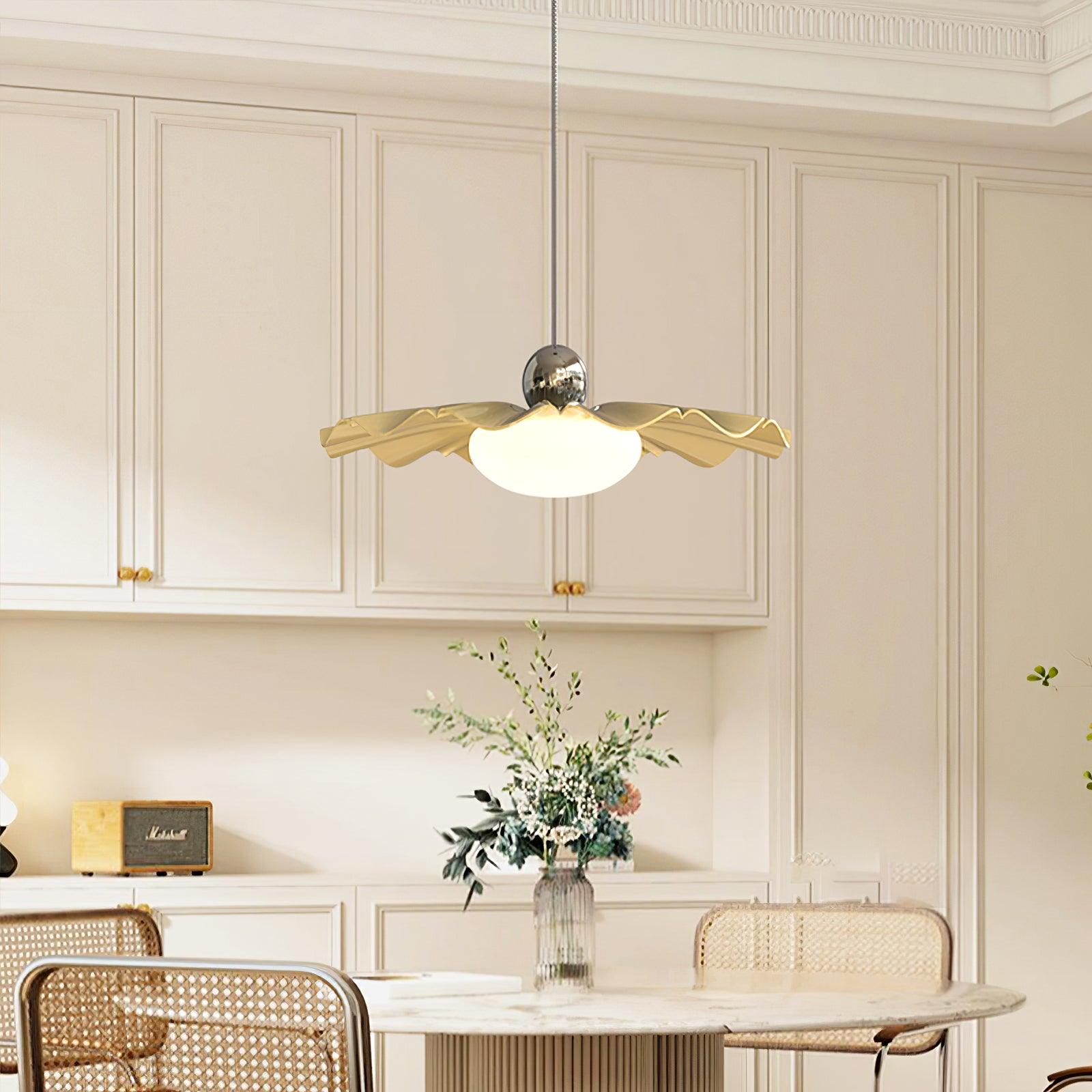 Lustra Pendant Light Brass Acrylic Dining-Neutral Decor