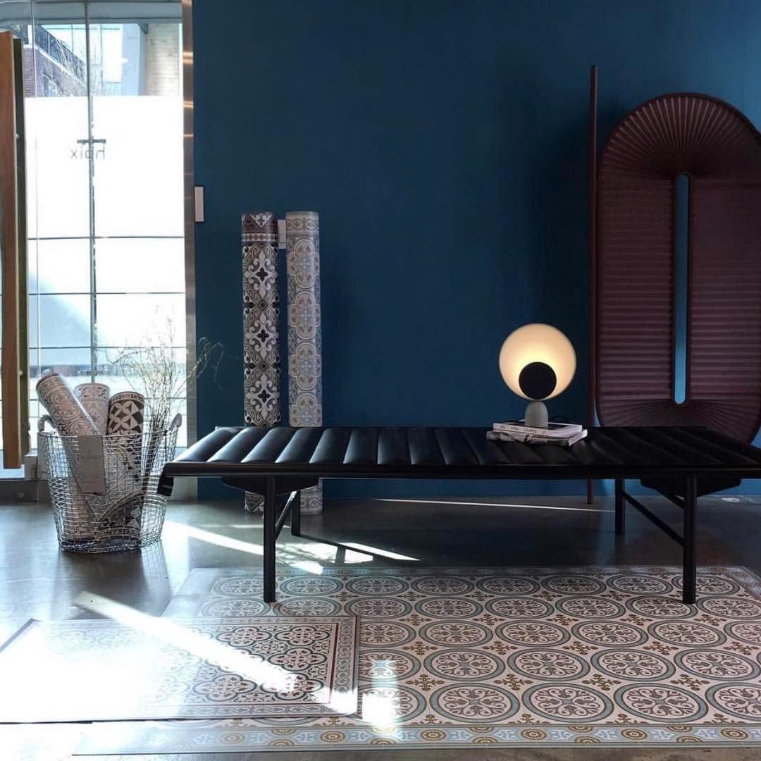 Prynd Modern Table Lamp-Neutral Decor