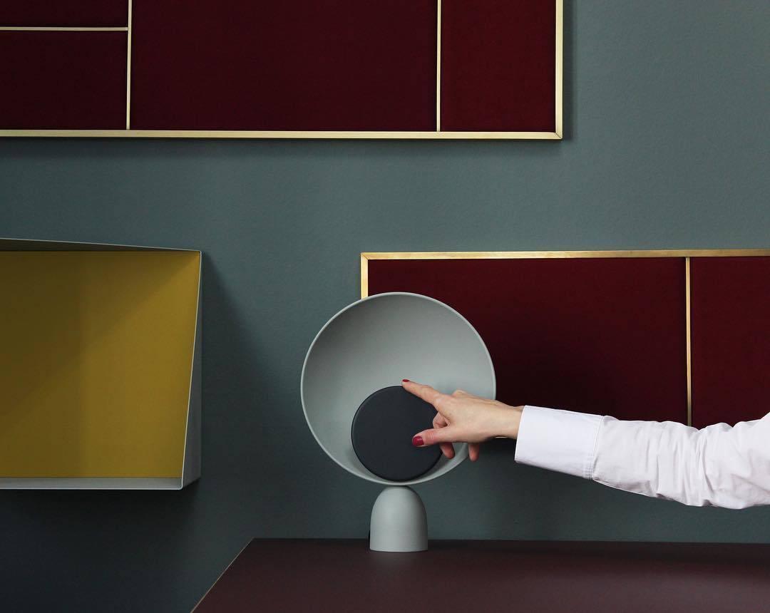 Prynd Modern Table Lamp-Neutral Decor