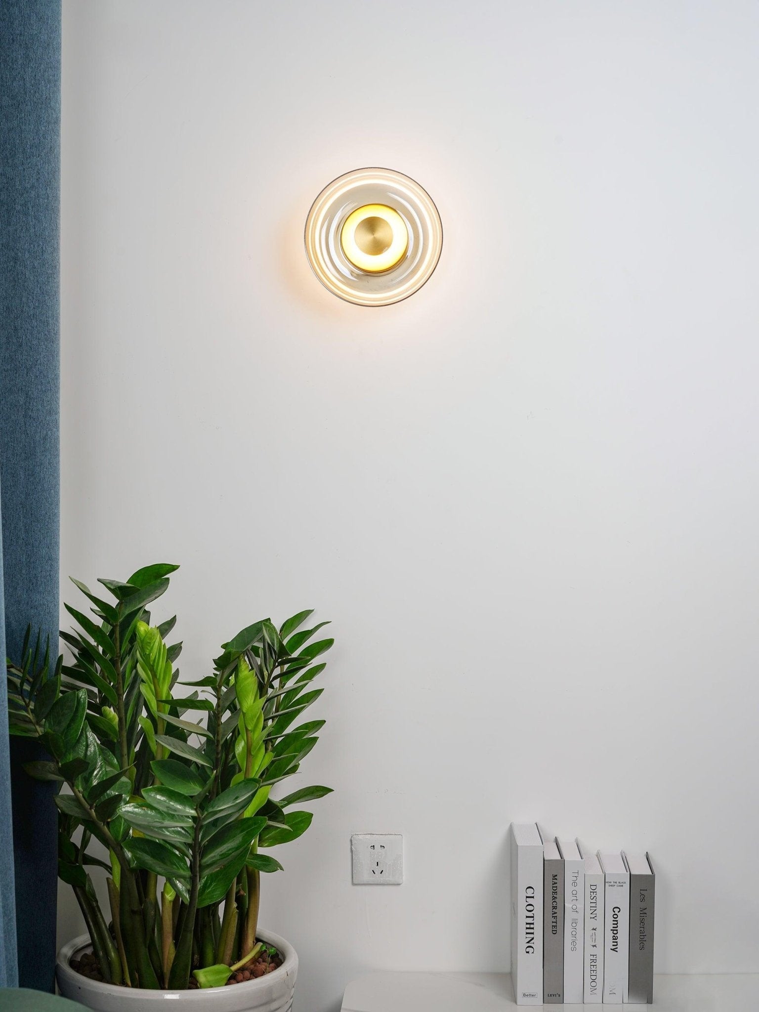 Lomino Premium Nordic Art Glass Wall Light-Neutral Decor