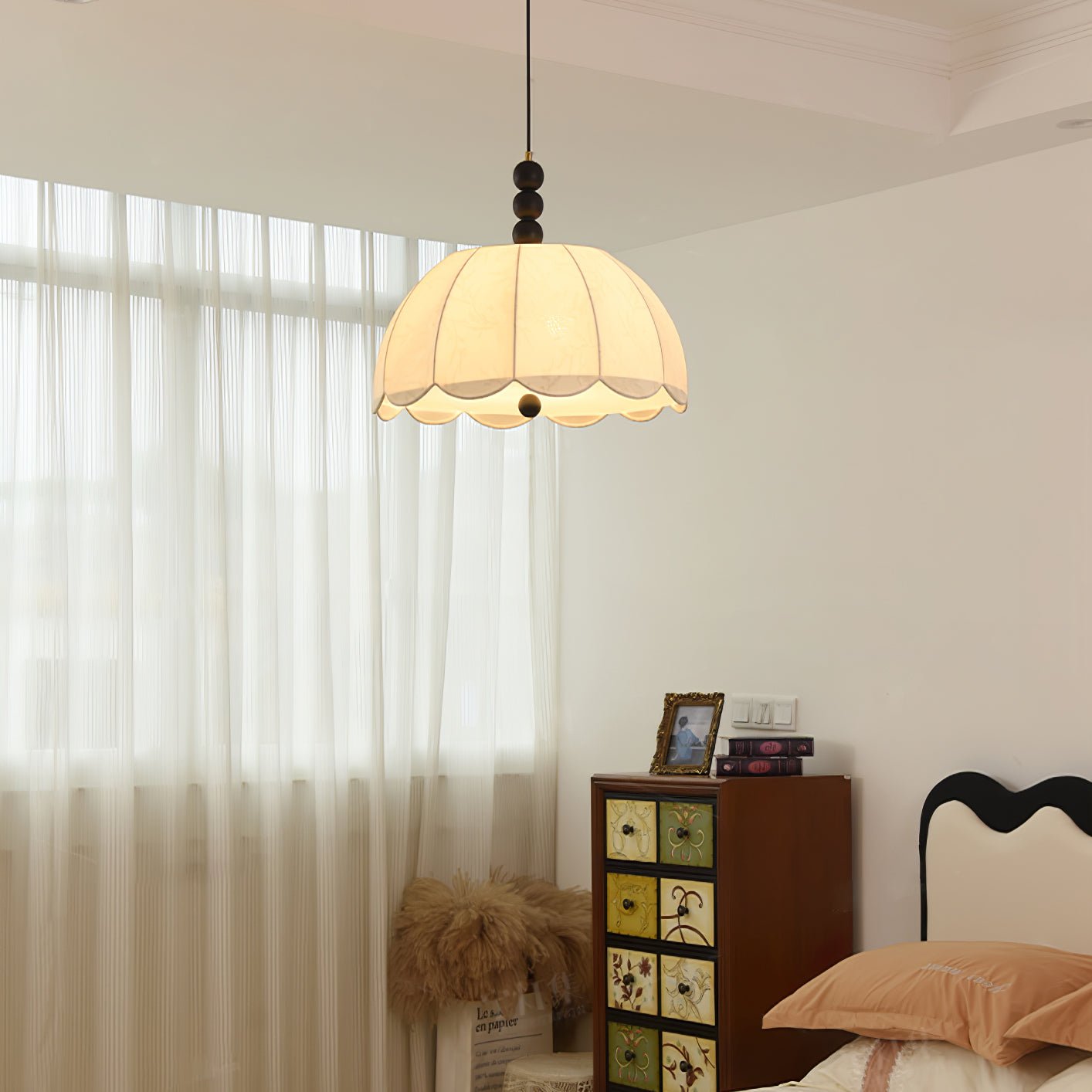 Syphaen Traditional Blossom Fabric Wood Pendant Light-Neutral Decor