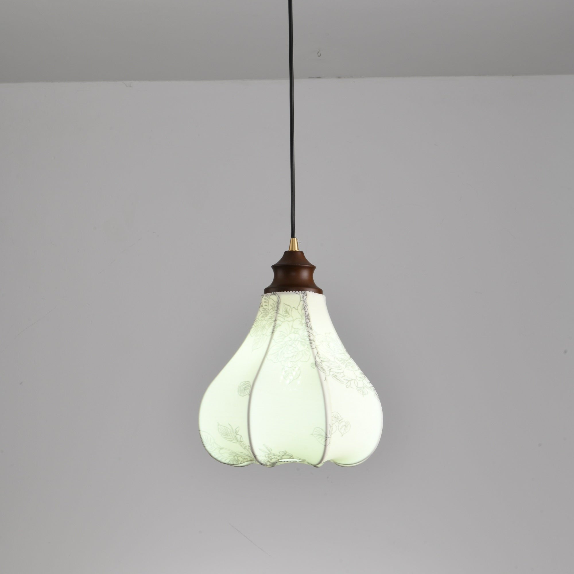 Stella Vintage Pendant Lamp-Neutral Decor