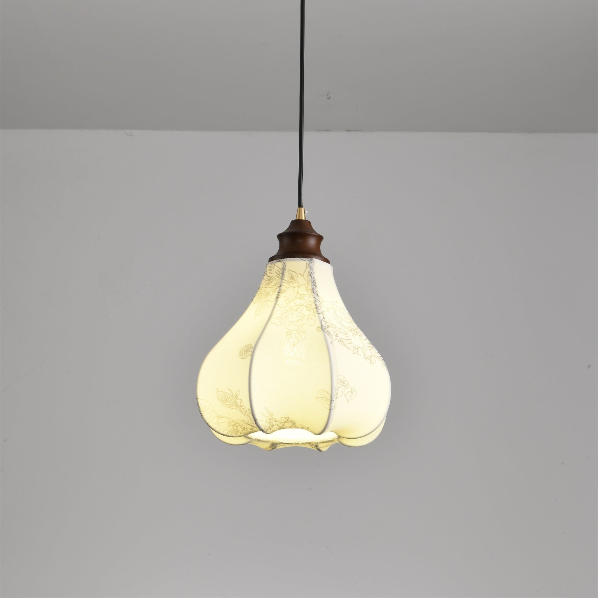 Stella Vintage Pendant Lamp-Neutral Decor