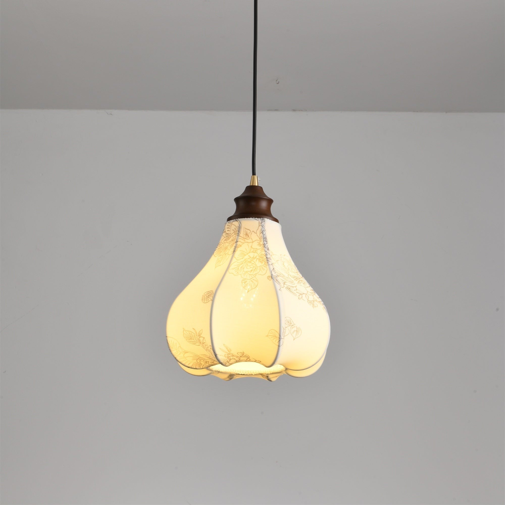 Stella Vintage Pendant Lamp-Neutral Decor