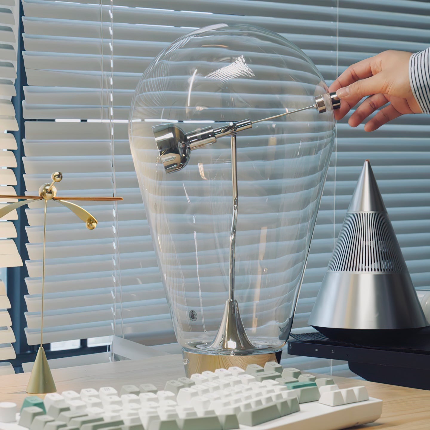 Veroce Glass Industrial Table Lamp-Neutral Decor