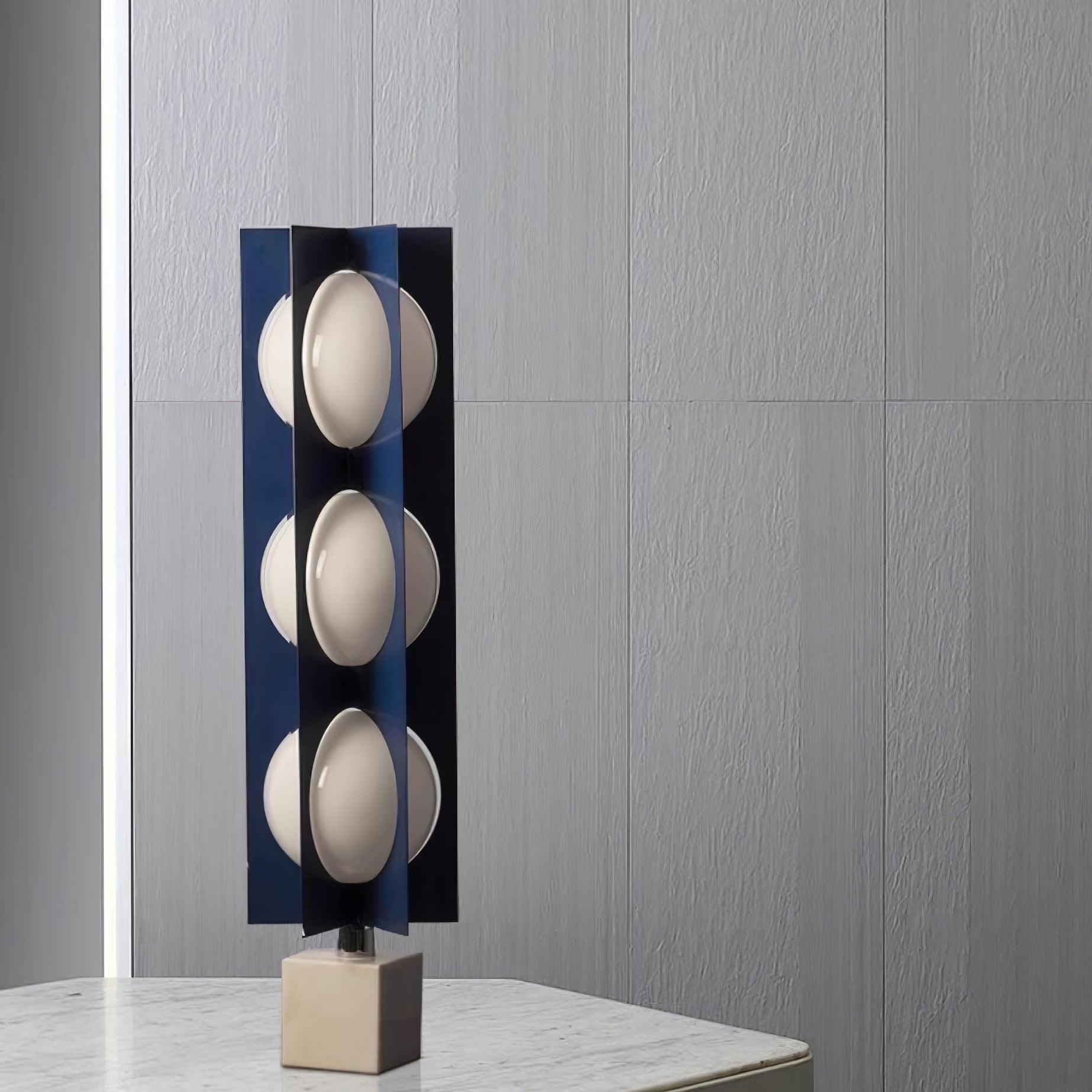 Soe Floor Lamp