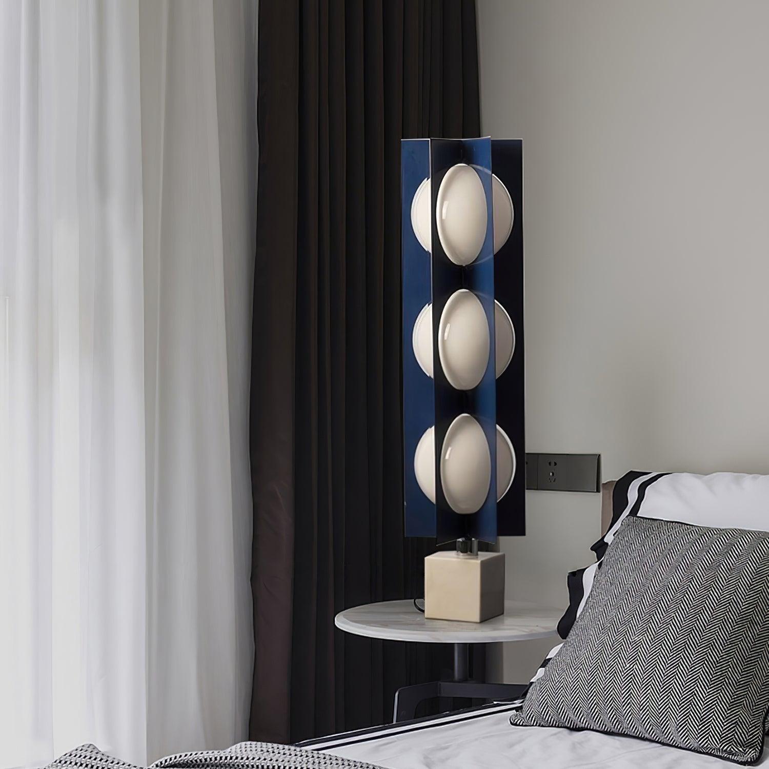 Soe Floor Lamp