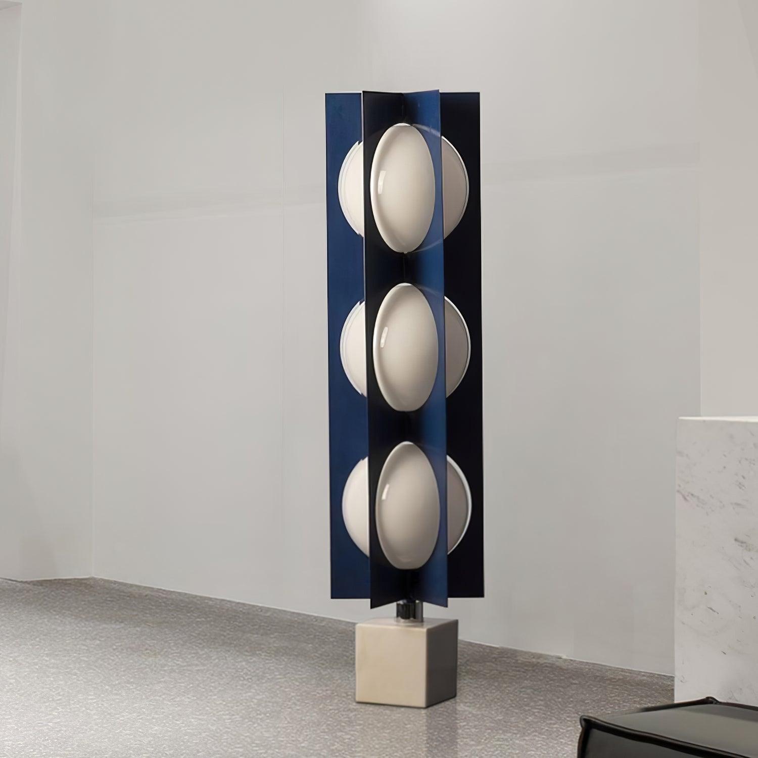 Soe Floor Lamp